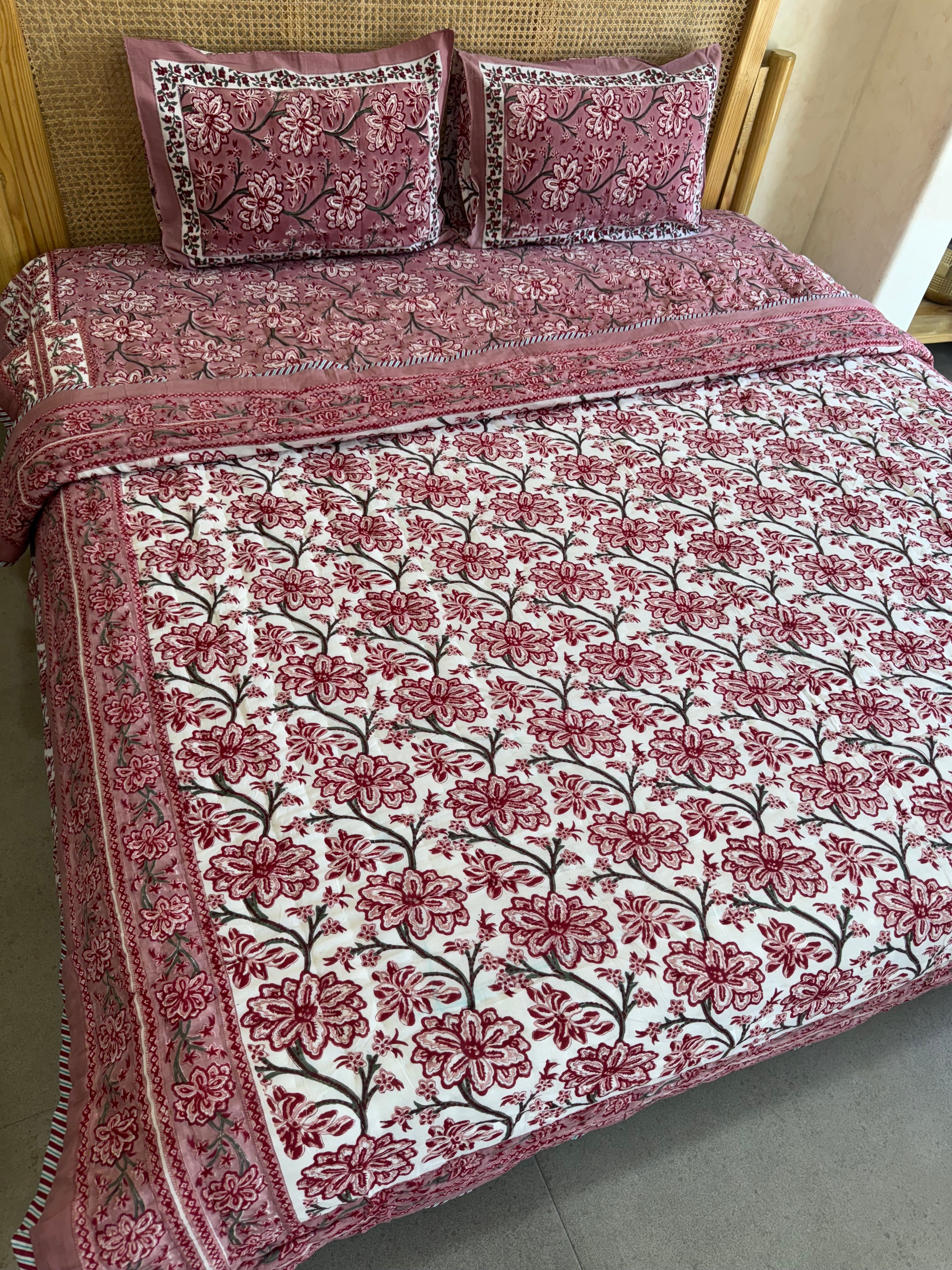 FESTIVE HAND BLOCK PRINTED BEDDING SET