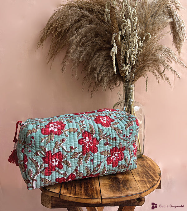 MULTI PURPOSE TOILETRY BAGS