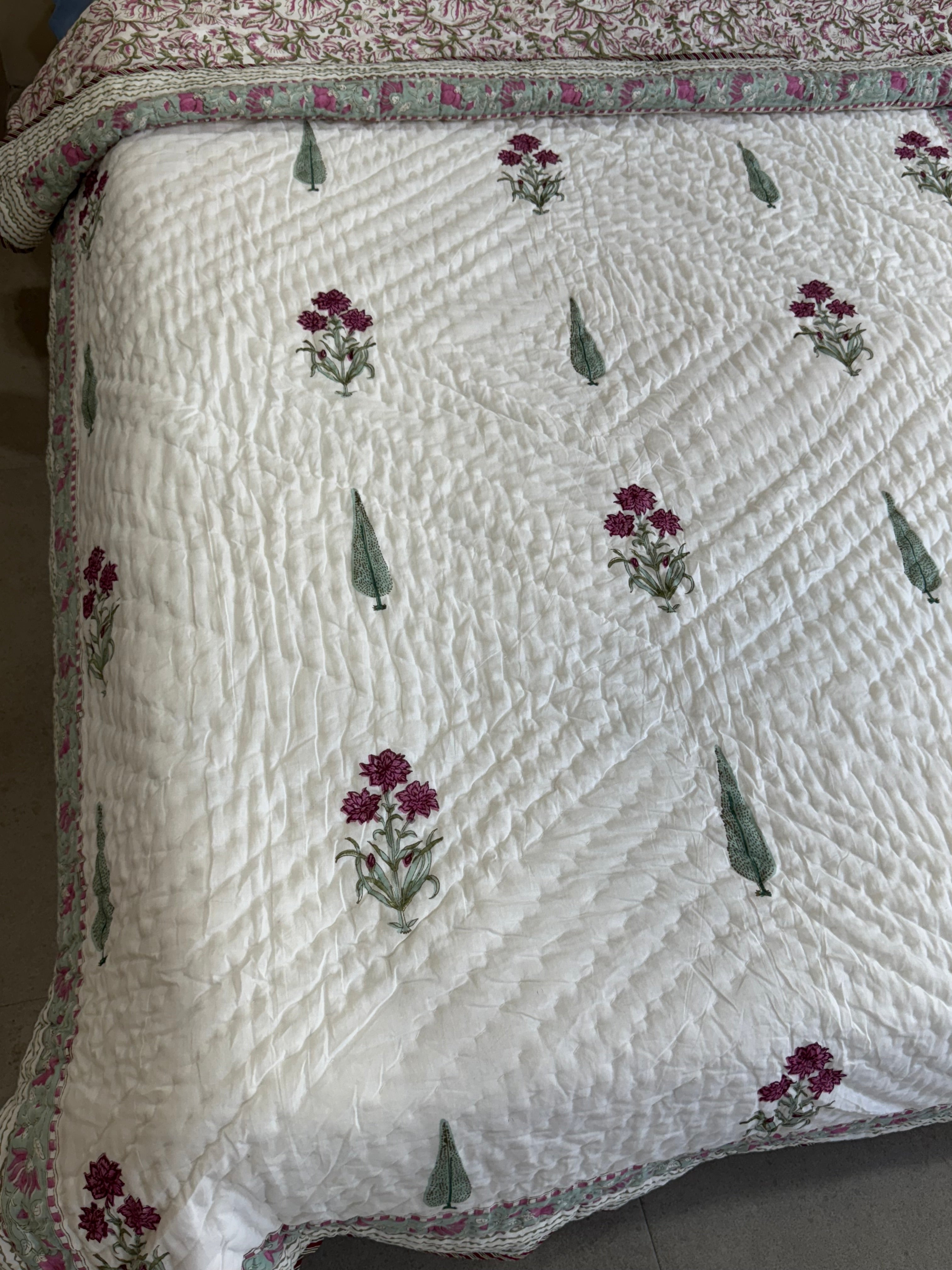 HANDBLOCK PRINTED SINGLE QUILT