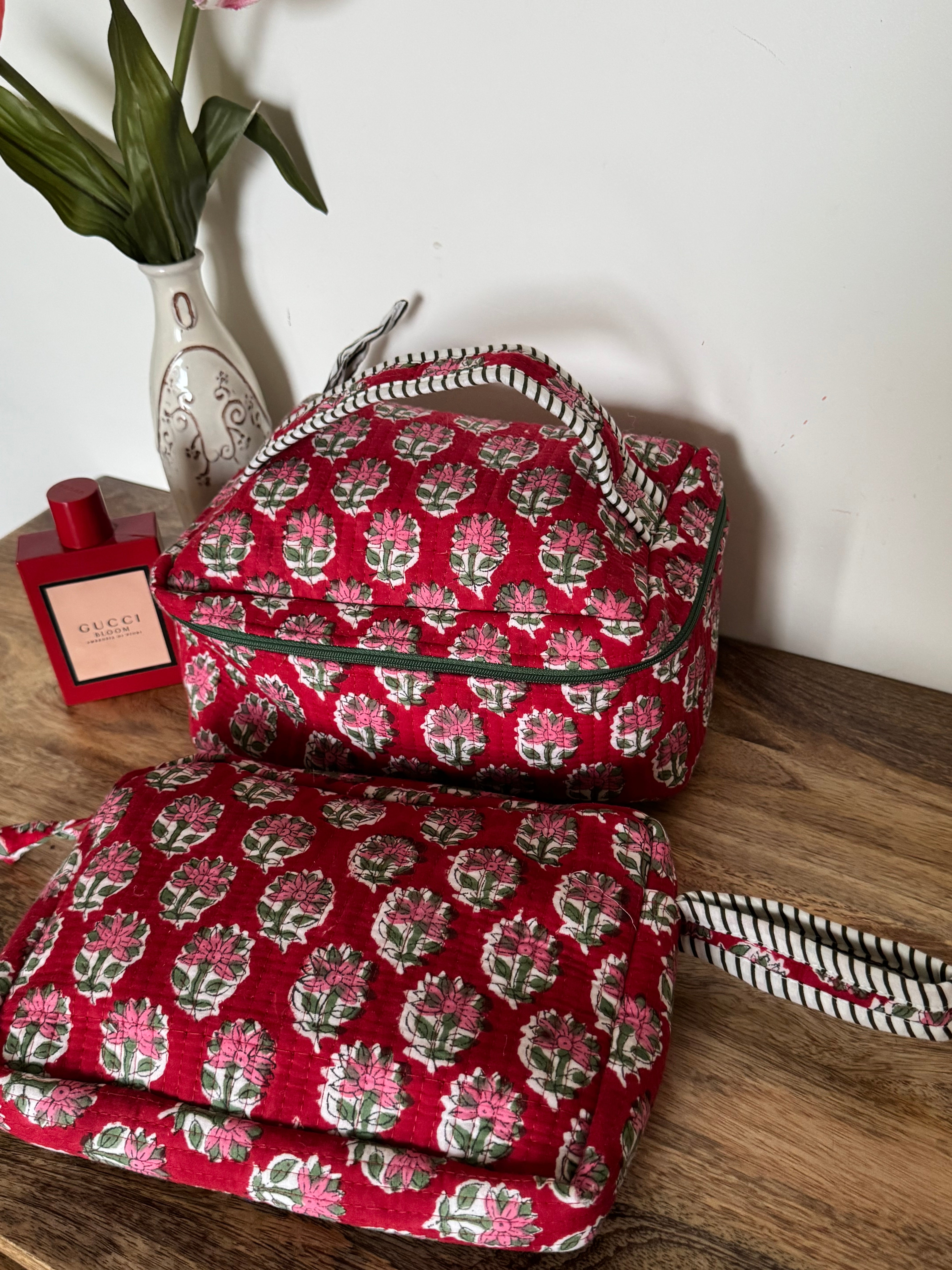 VANITY BAG & TRAVEL POUCH COMBO SET
