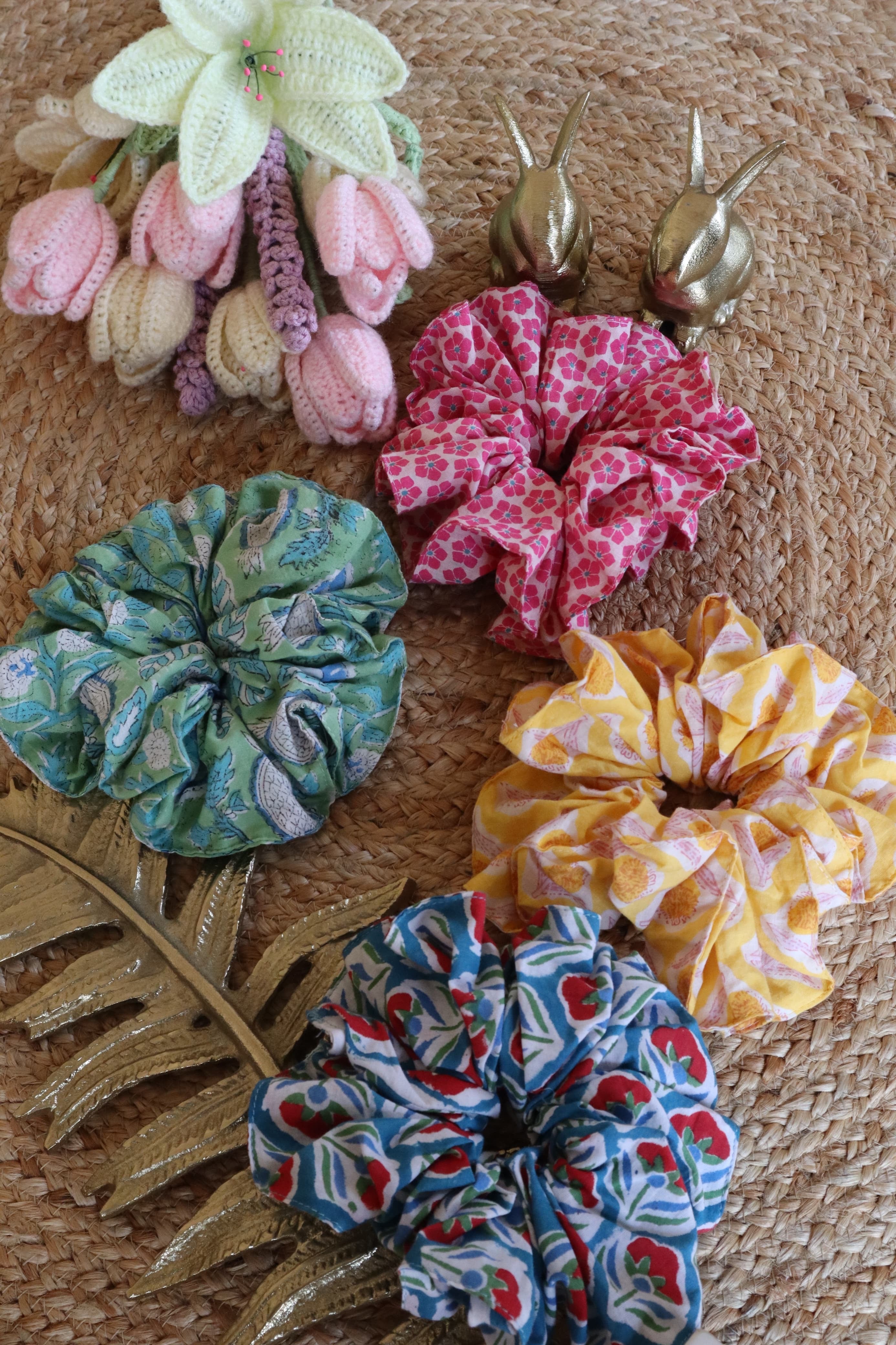 XL SIZE BLOCK PRINTED SCRUNCHIES
