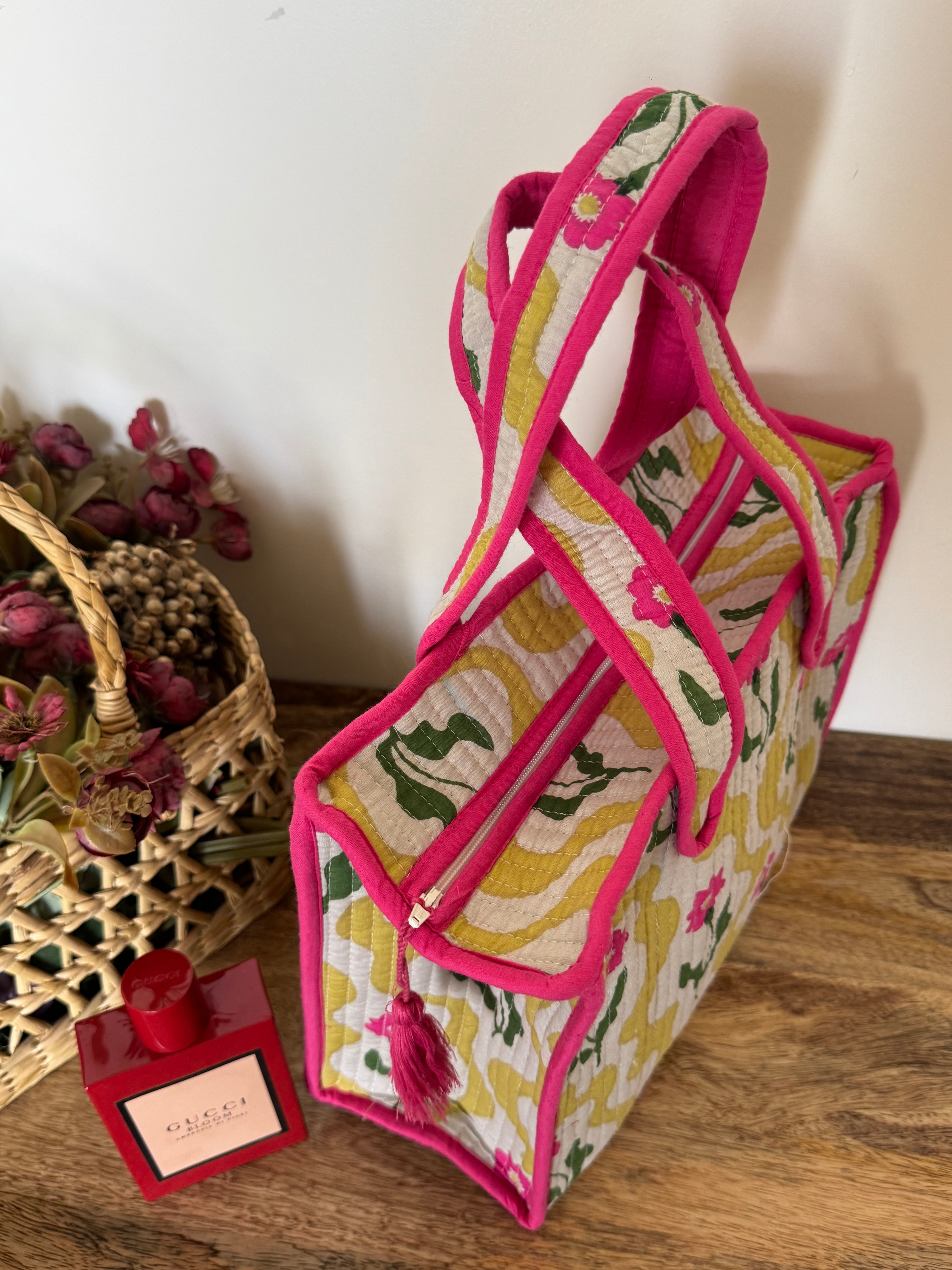 MINI TOTE BAG WITH ZIP