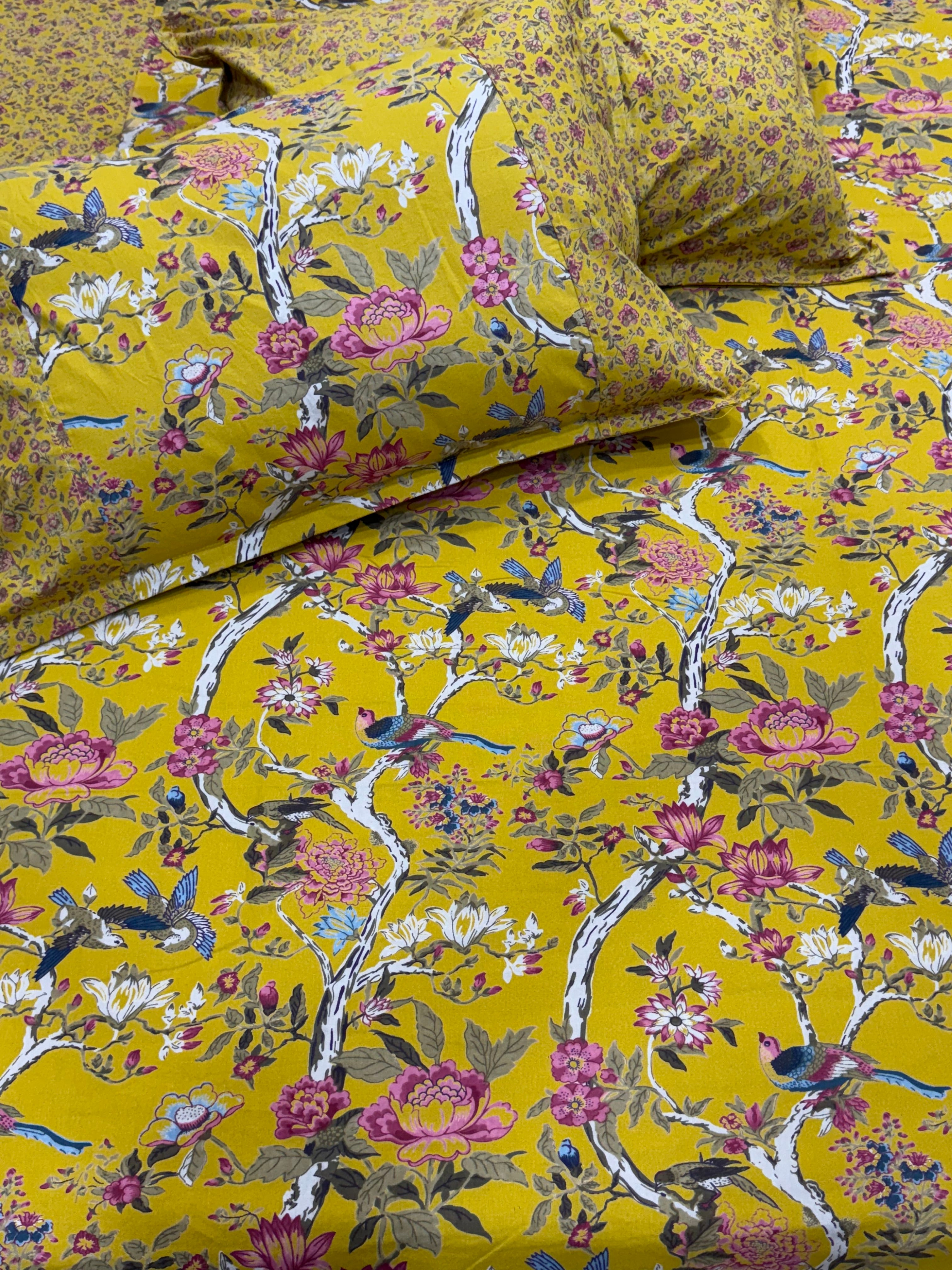 KANAK BEDSHEET WITH TWO PILLOW CASES