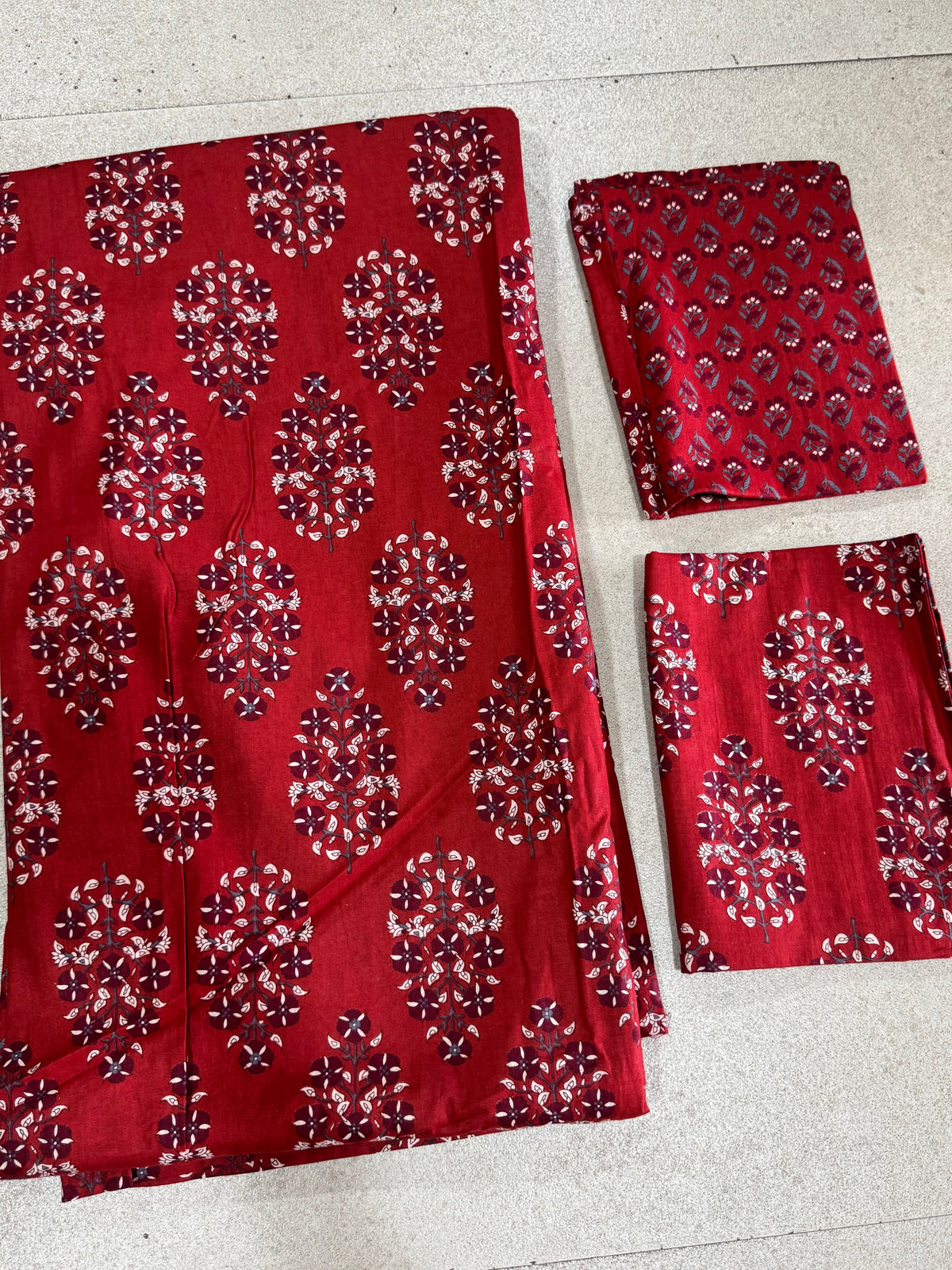 KANAK BEDSHEET WITH TWO PILLOW CASES - 108 by 108 inches