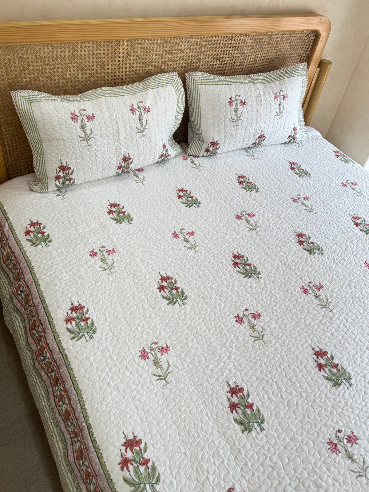 HANDBLOCK PRINTED QUILTED BEDCOVER 90*108 inches