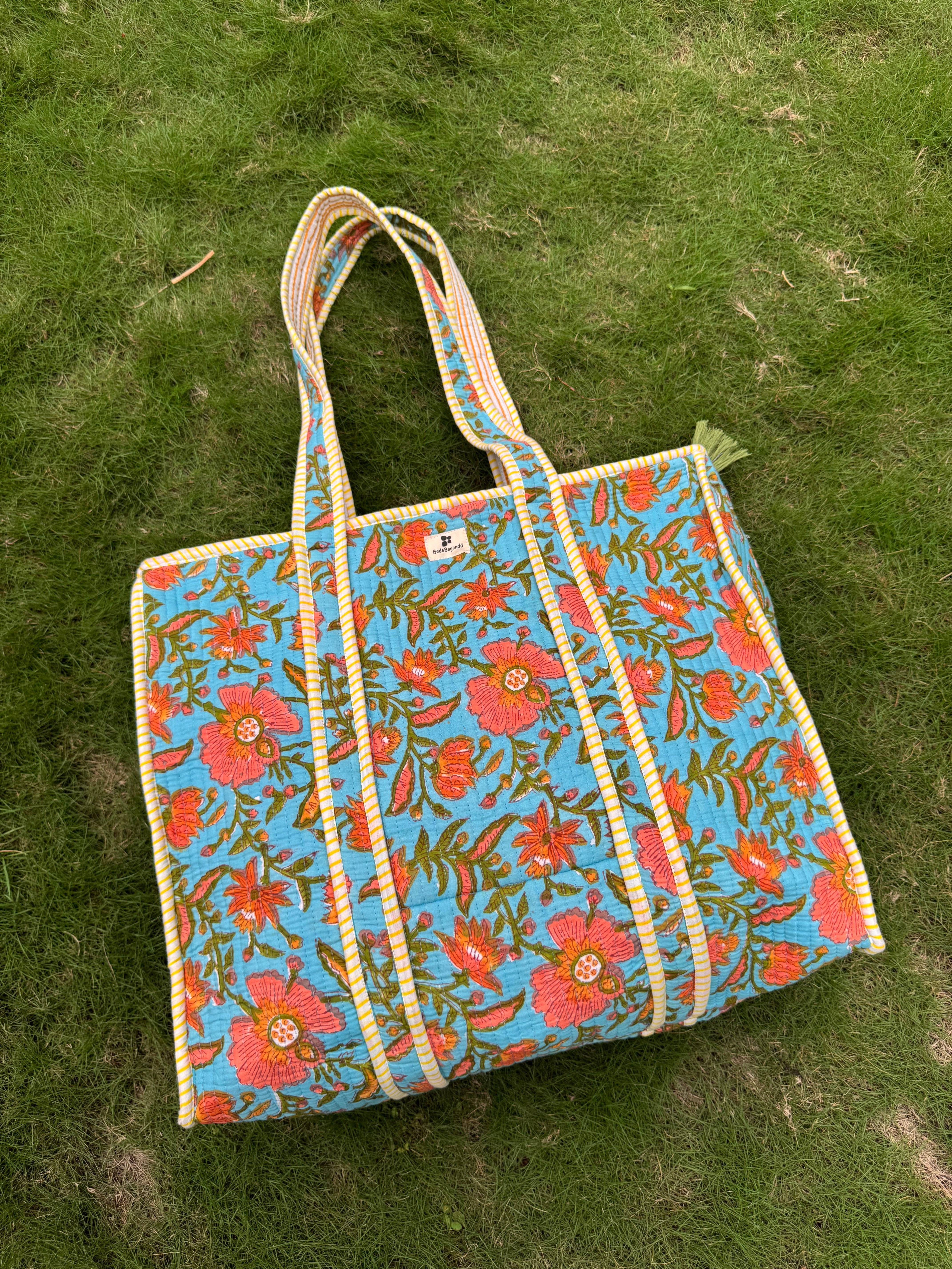 HAND BLOCK PRINTED TOTE BAG WITH ZIP