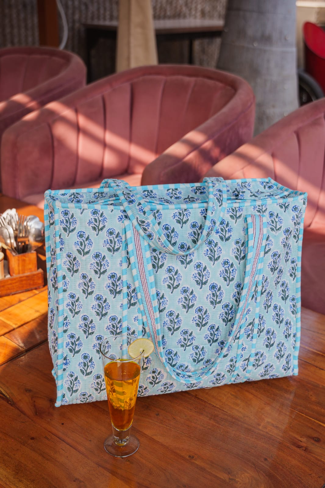 HAND BLOCK PRINTED TOTE BAG WITH ZIP