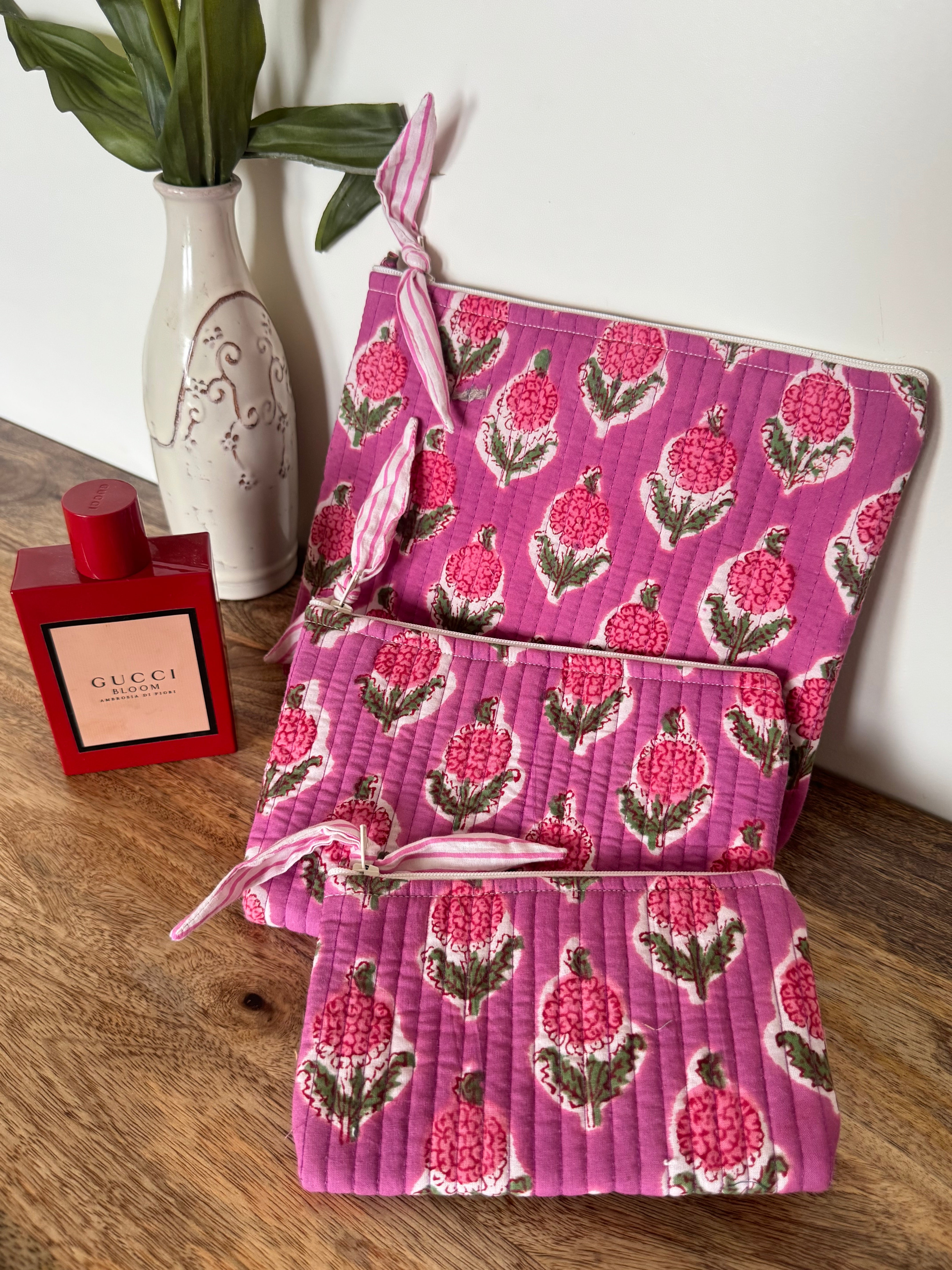 FLAT POUCH - SET OF THREE