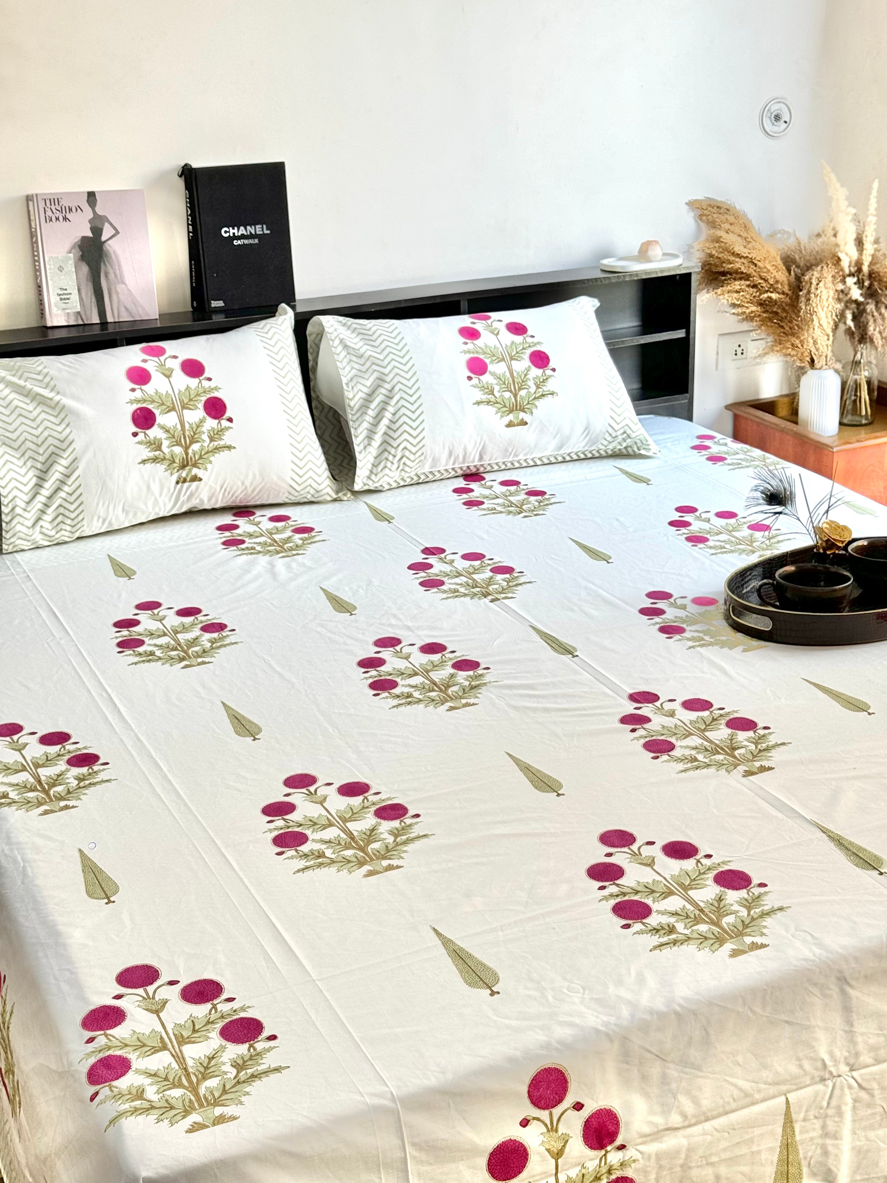 SAMAR HAND BLOCK PRINTED BEDSHEET WITH TWO REVERSIBLE PILLOW COVERS