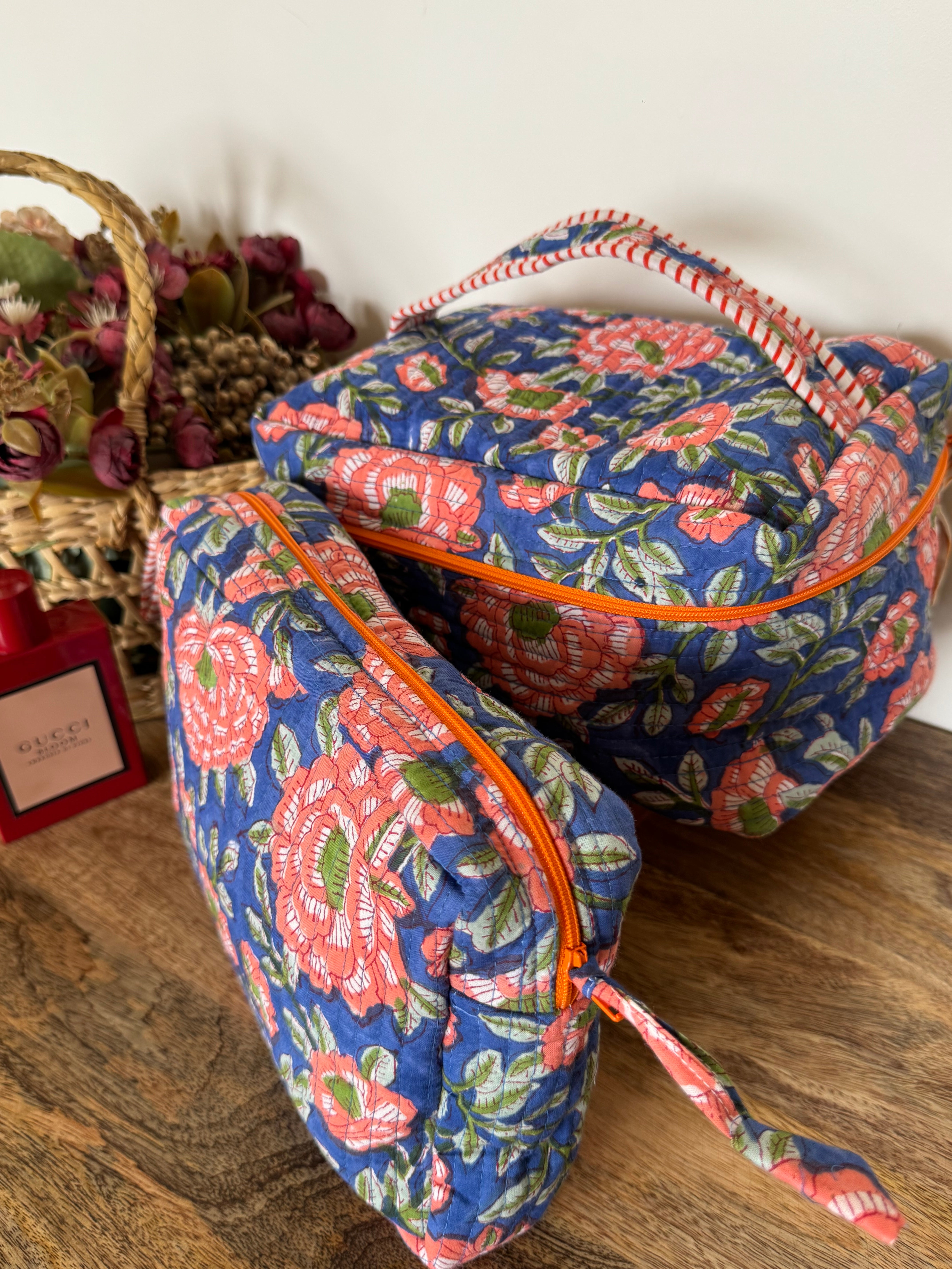 VANITY BAG & TRAVEL POUCH COMBO SET