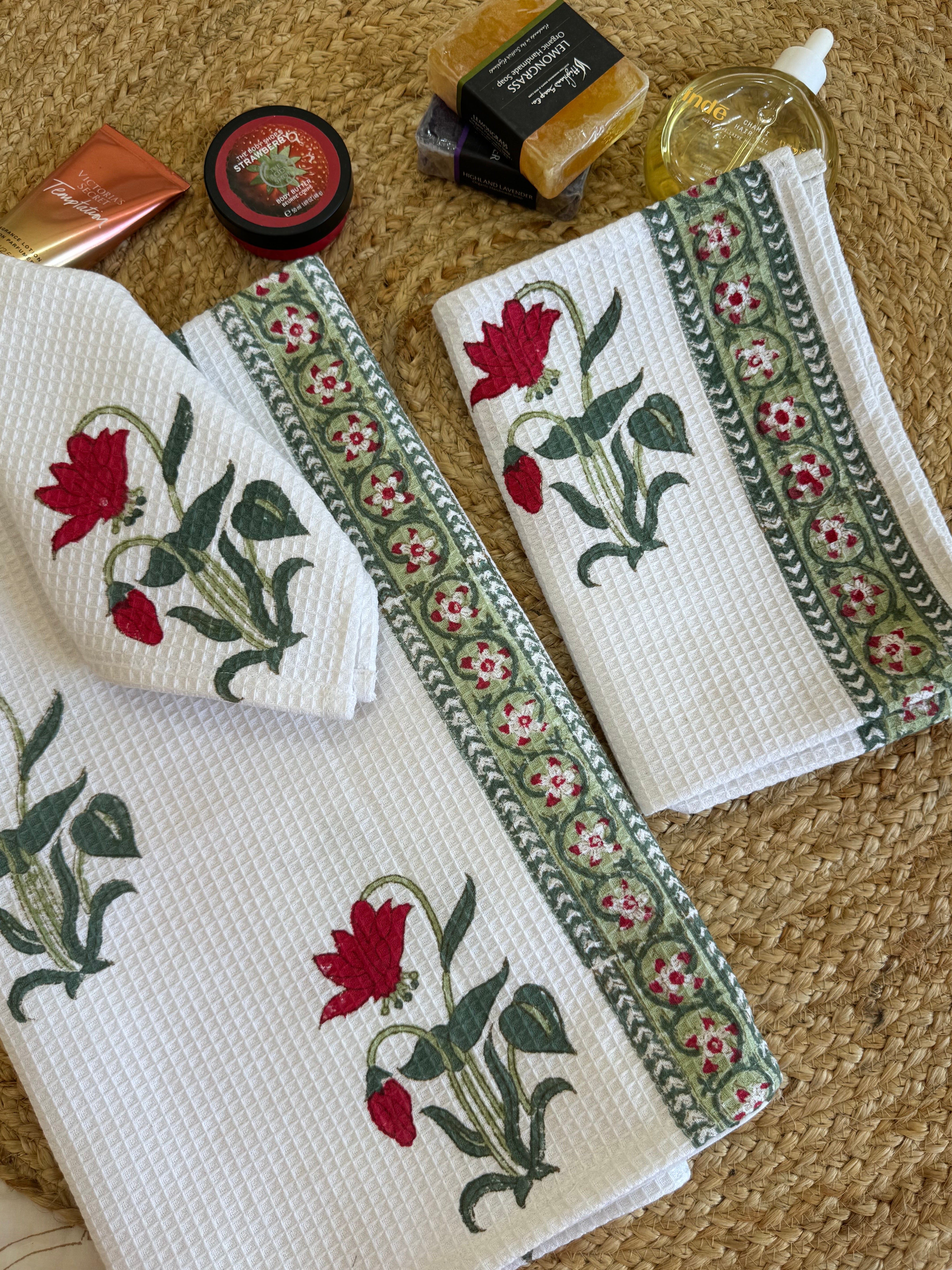 RED SCARLET HANDBLOCK PRINTED BODY / HAND TOWEL / NAPKIN