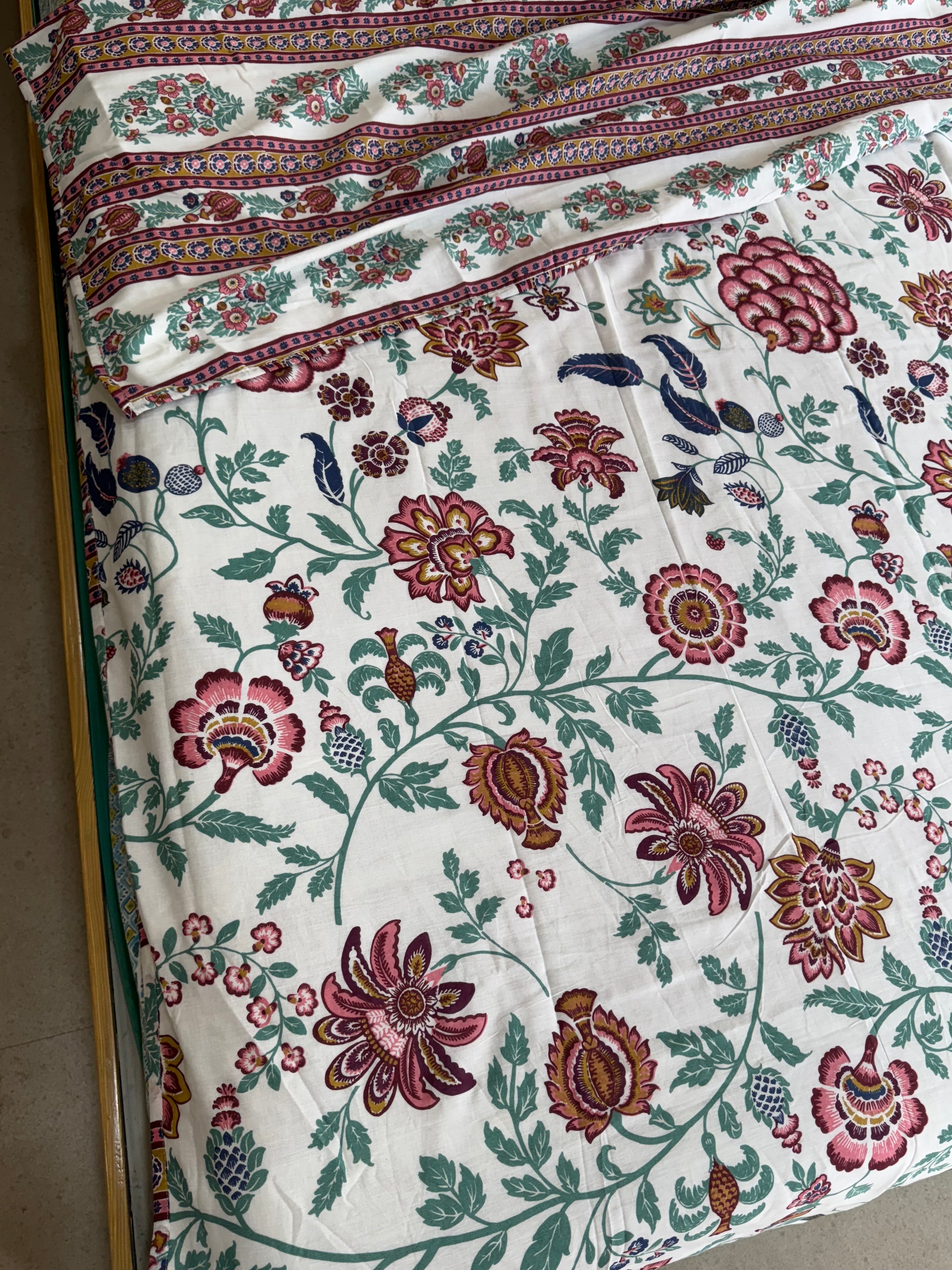 FLORAL SHALIMAR REVERSIBLE MULMUL DOHAR