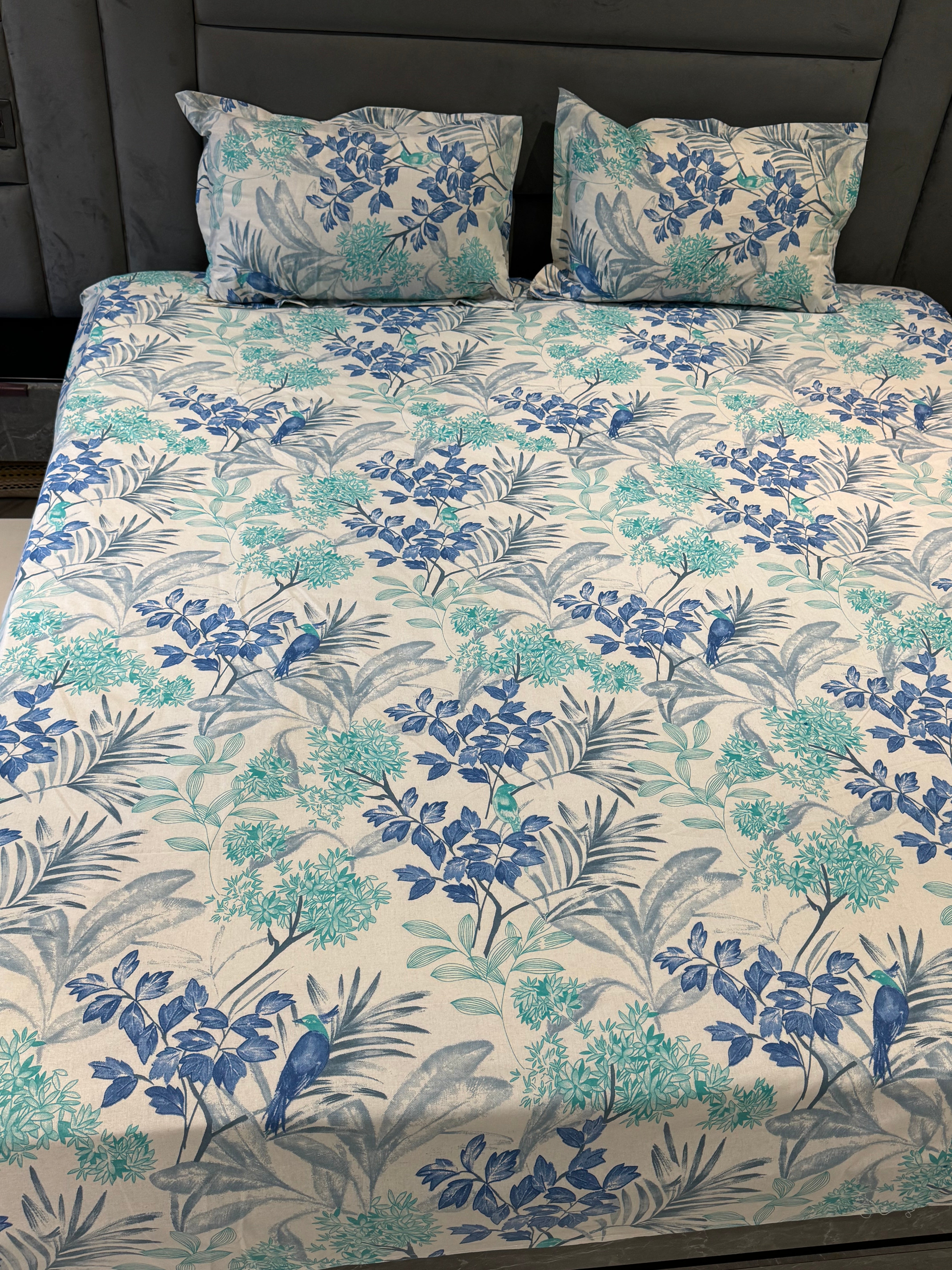 FLORAL SHALIMAR BEDSHEET WITH TWO REVERSIBLE PILLOW COVERS