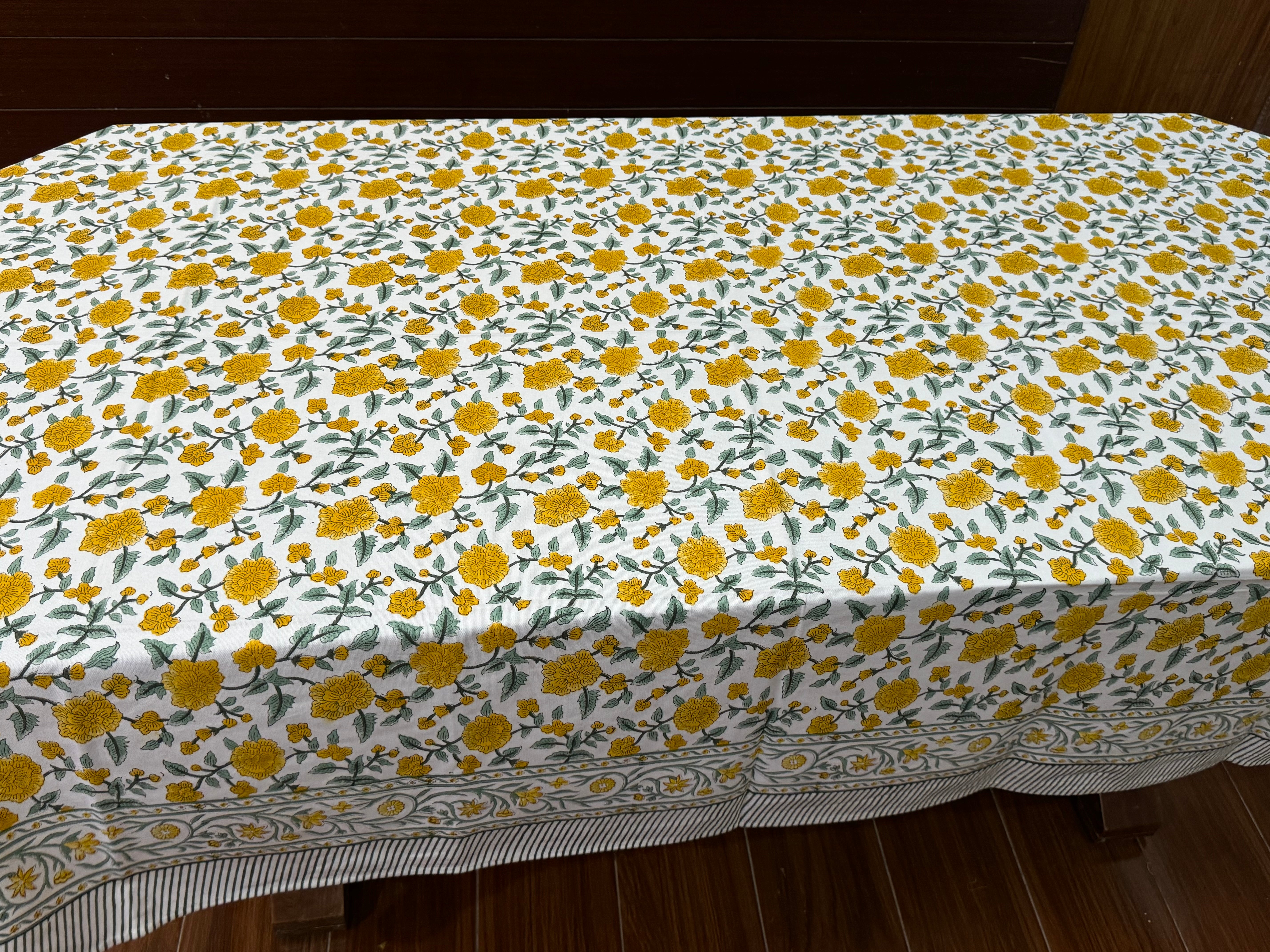 HANDBLOCK PRINTED SEATER TABLECLOTH