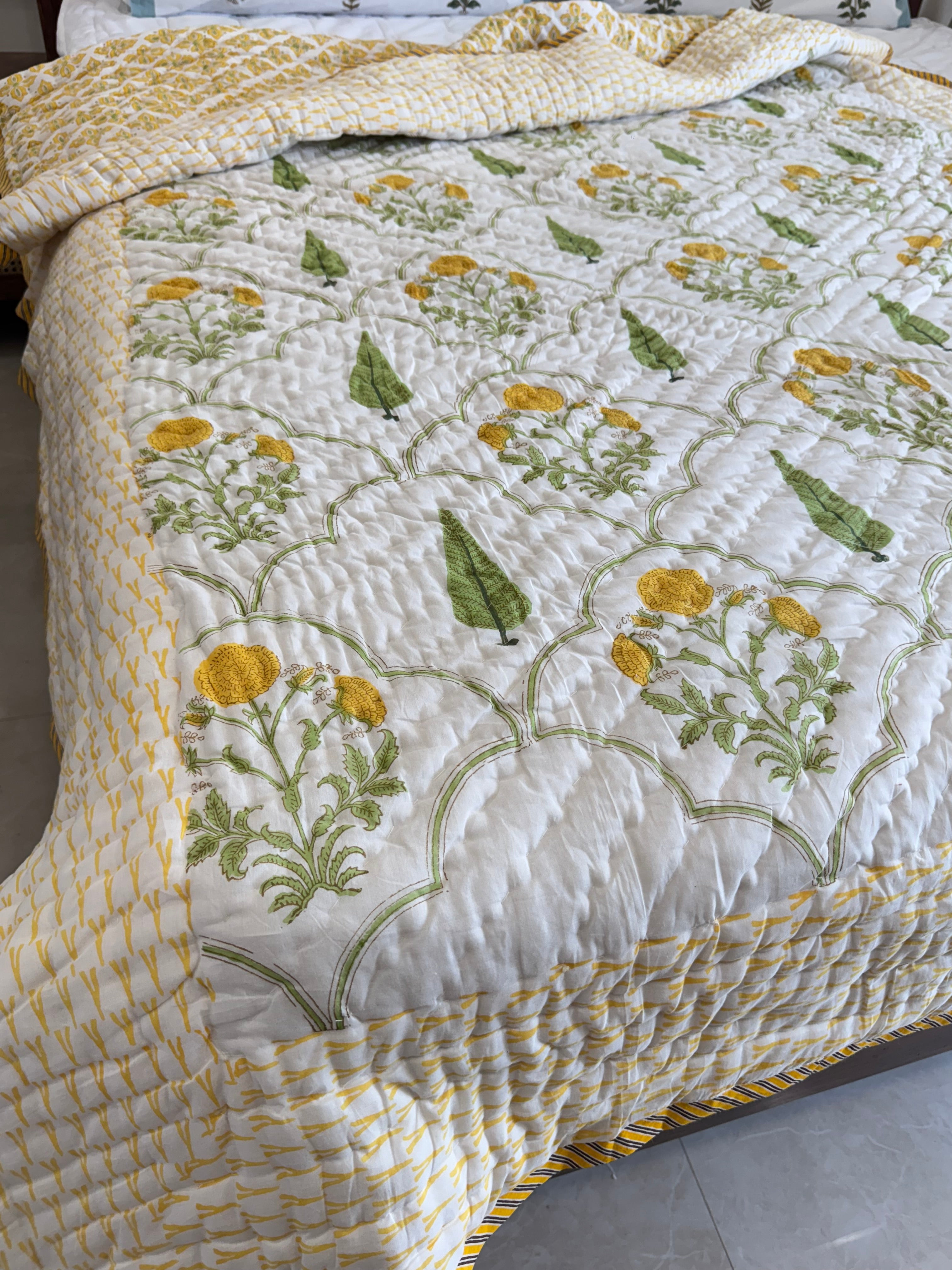 HANDBLOCK PRINTED SINGLE QUILT