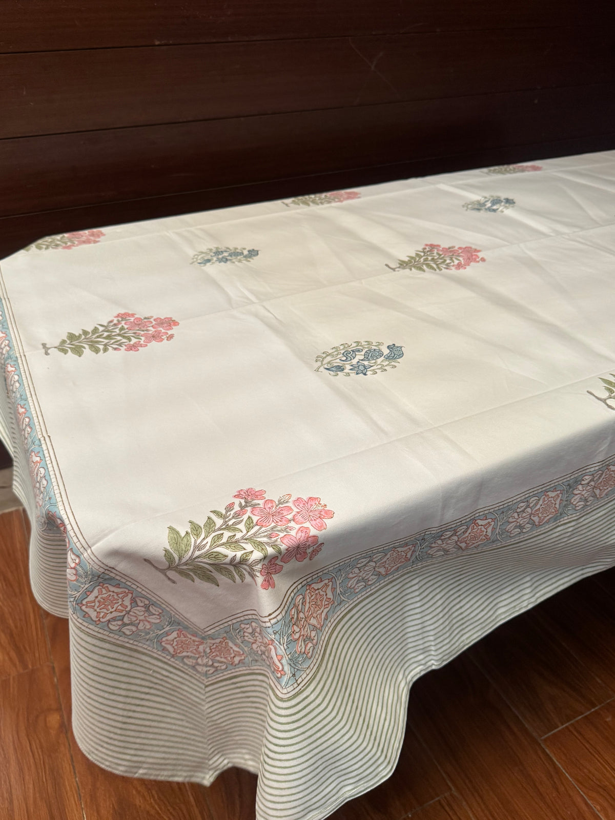 SIX SEATER HANDBLOCK PRINTED TABLECLOTH
