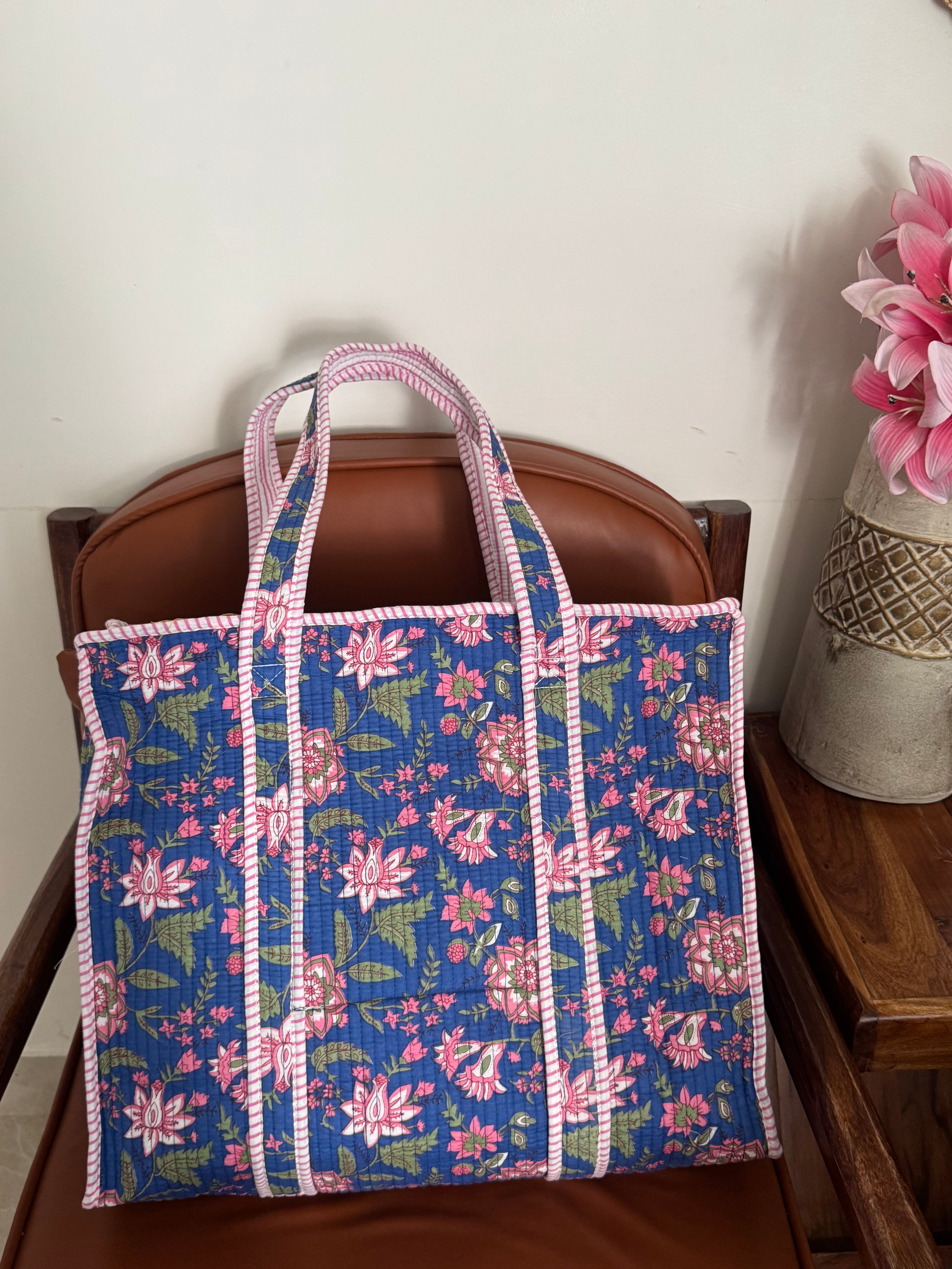 HAND BLOCK PRINTED TOTE BAG WITH ZIP