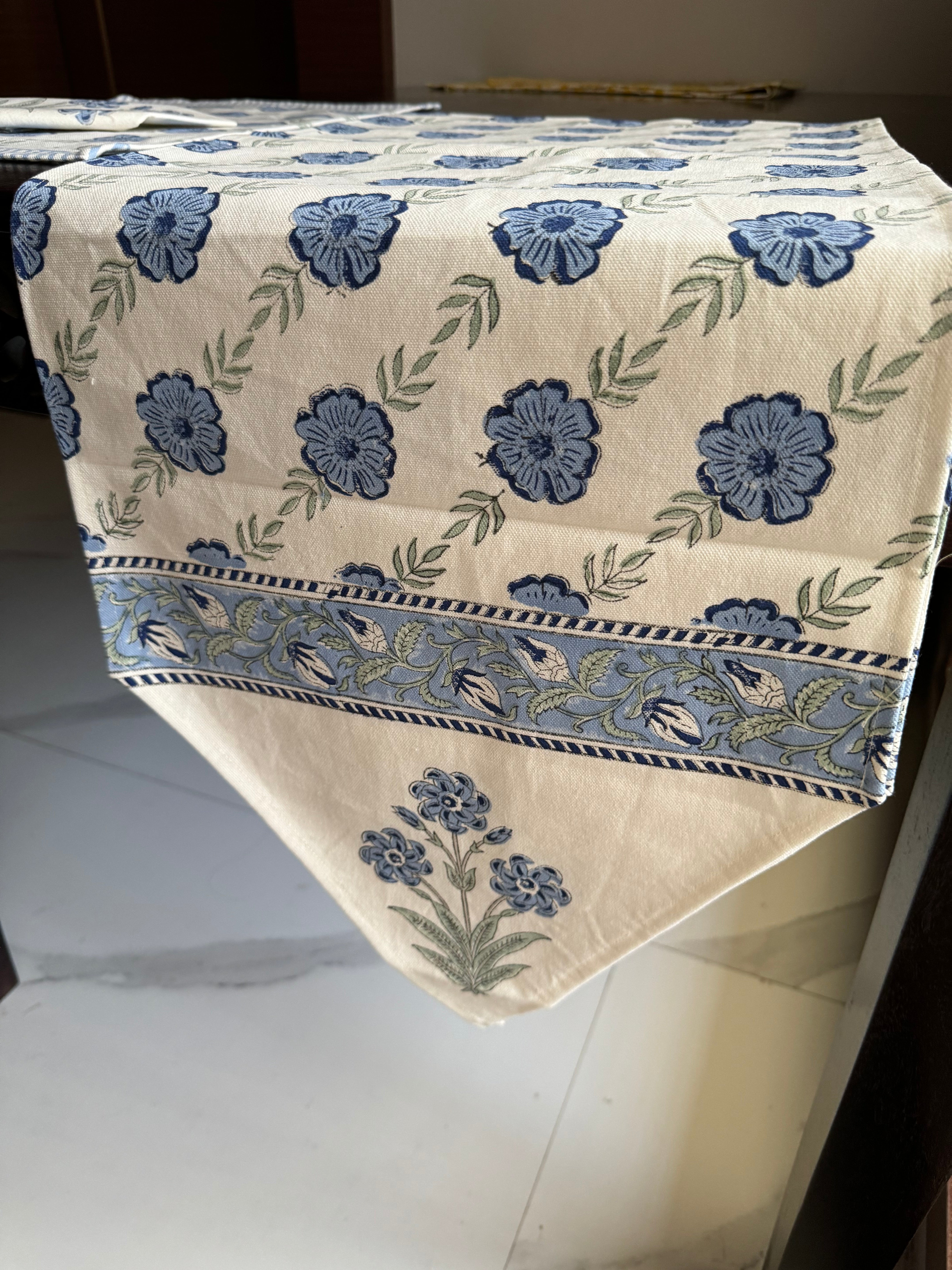 SIX SEATER HANDBLOCK PRINTED TABLE RUNNER