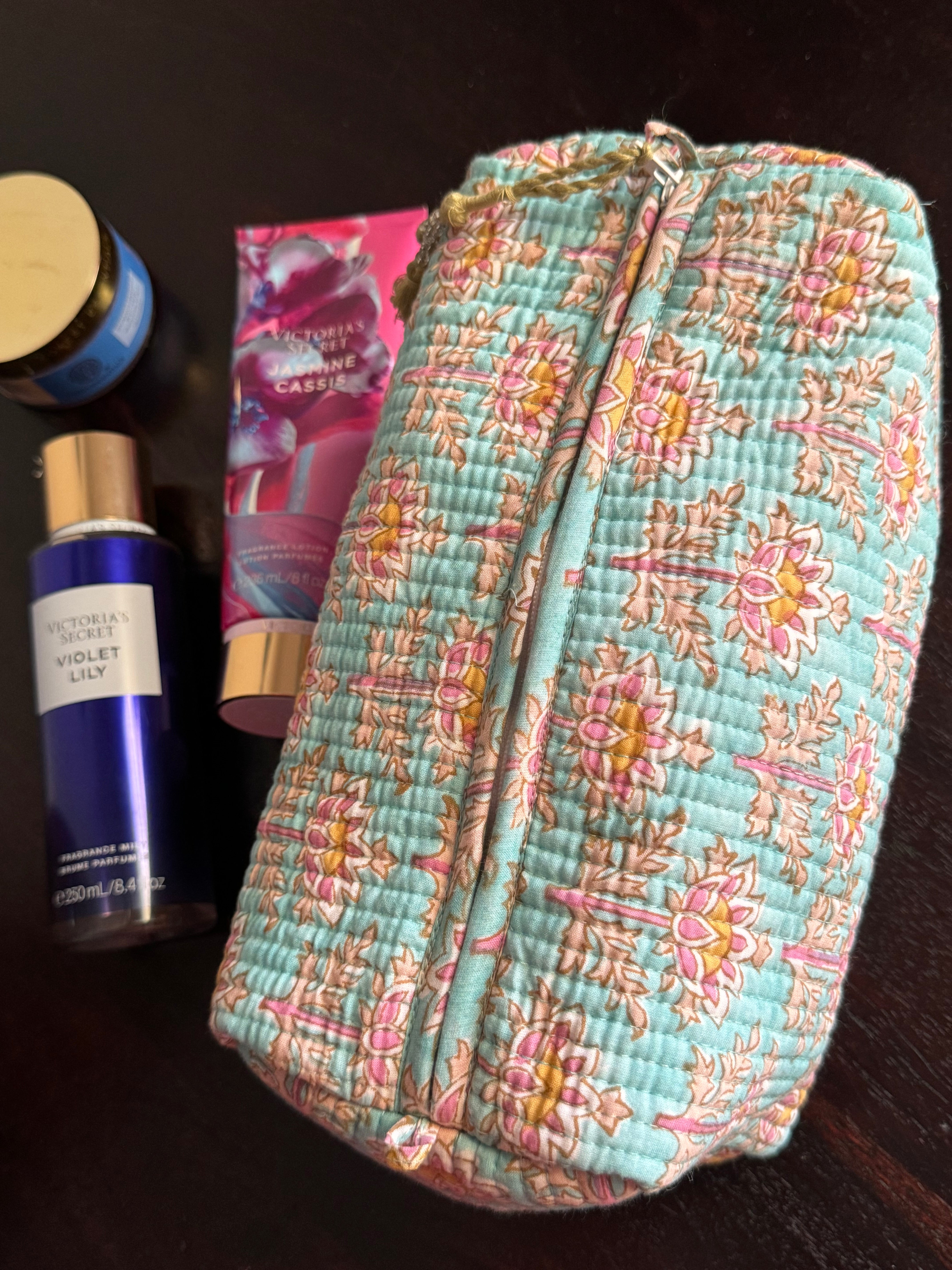 MULTI PURPOSE TOILETRY BAGS