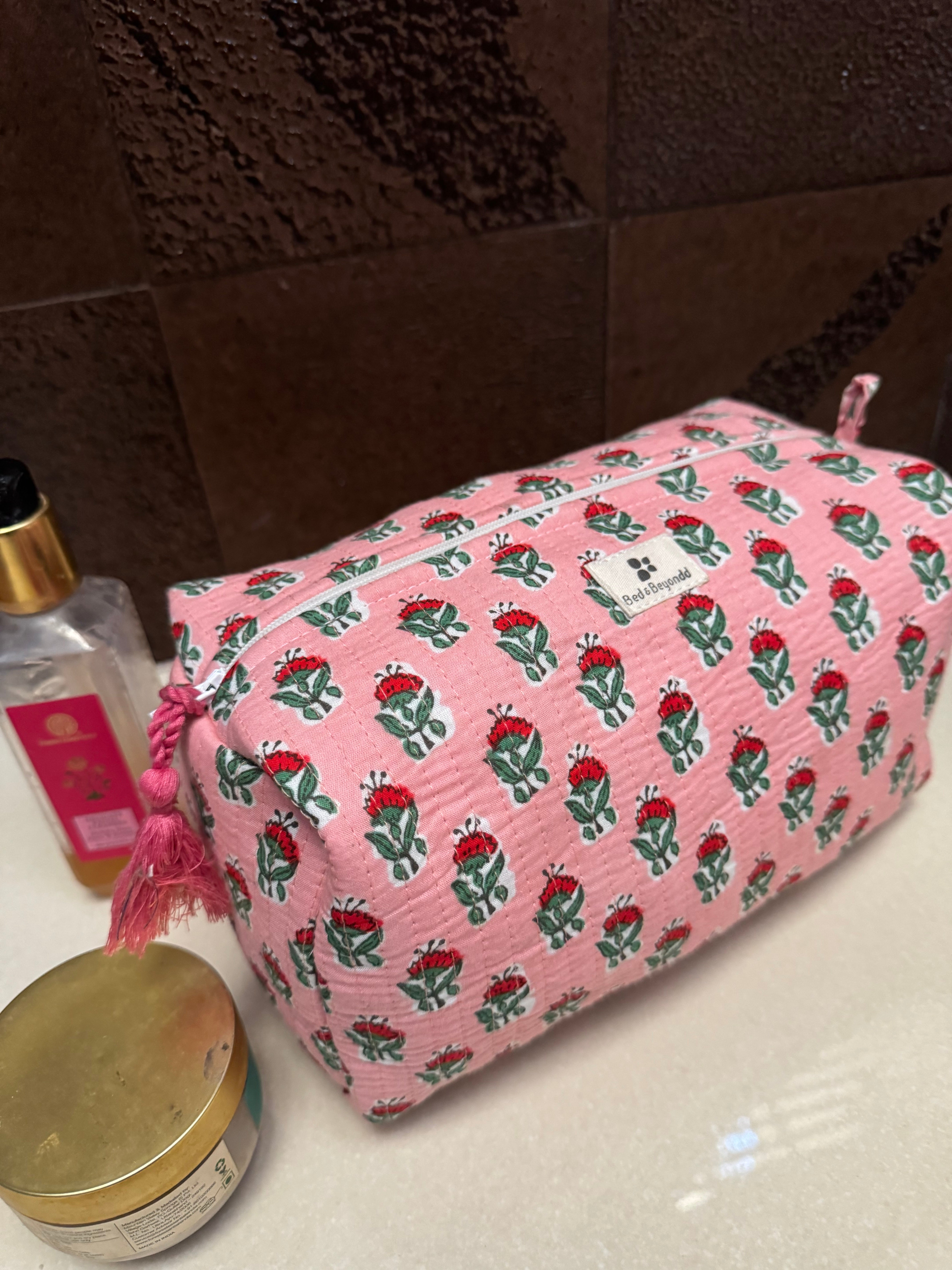 MULTI PURPOSE TOILETRY BAGS