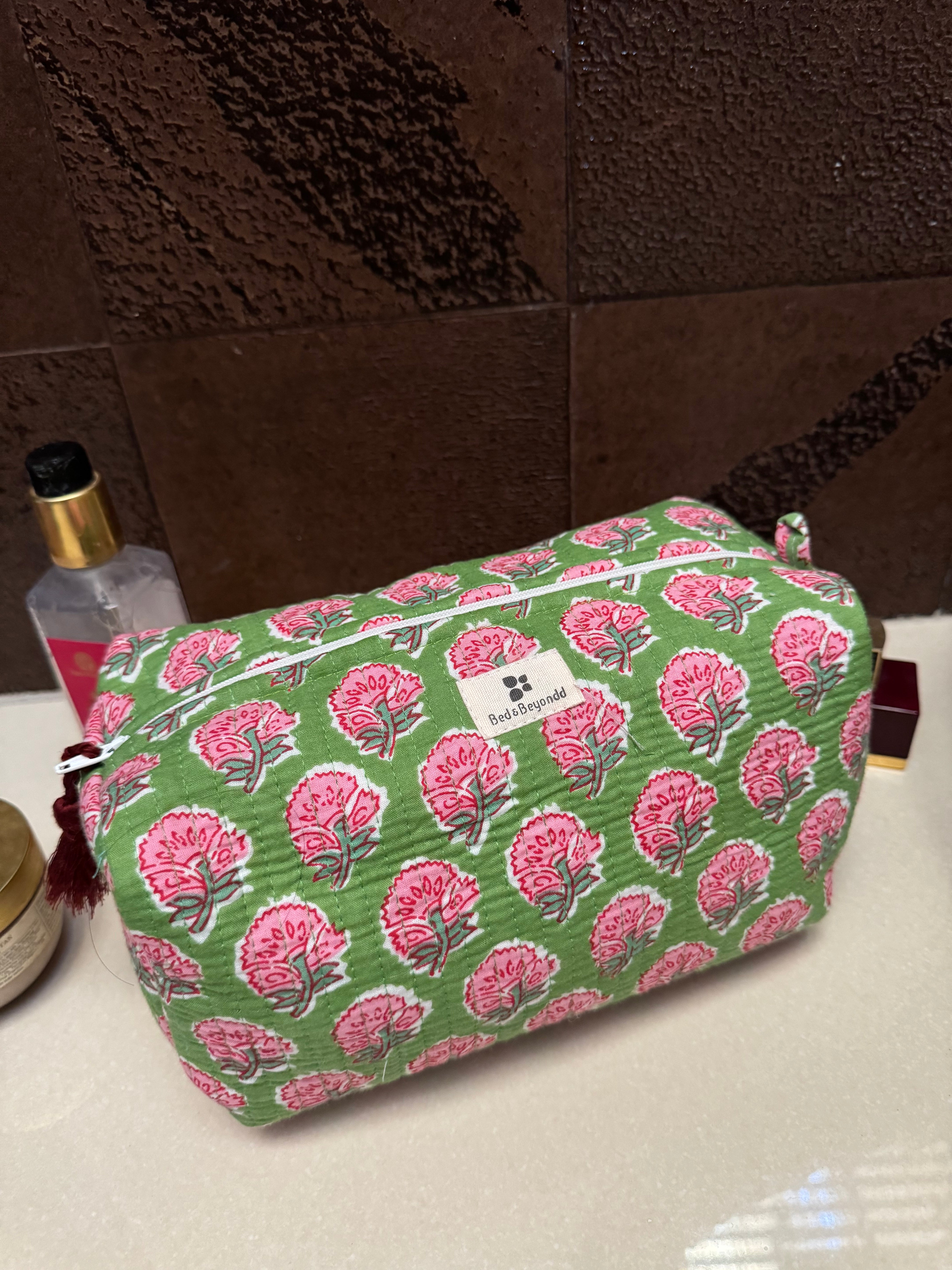 MULTI PURPOSE TOILETRY BAGS