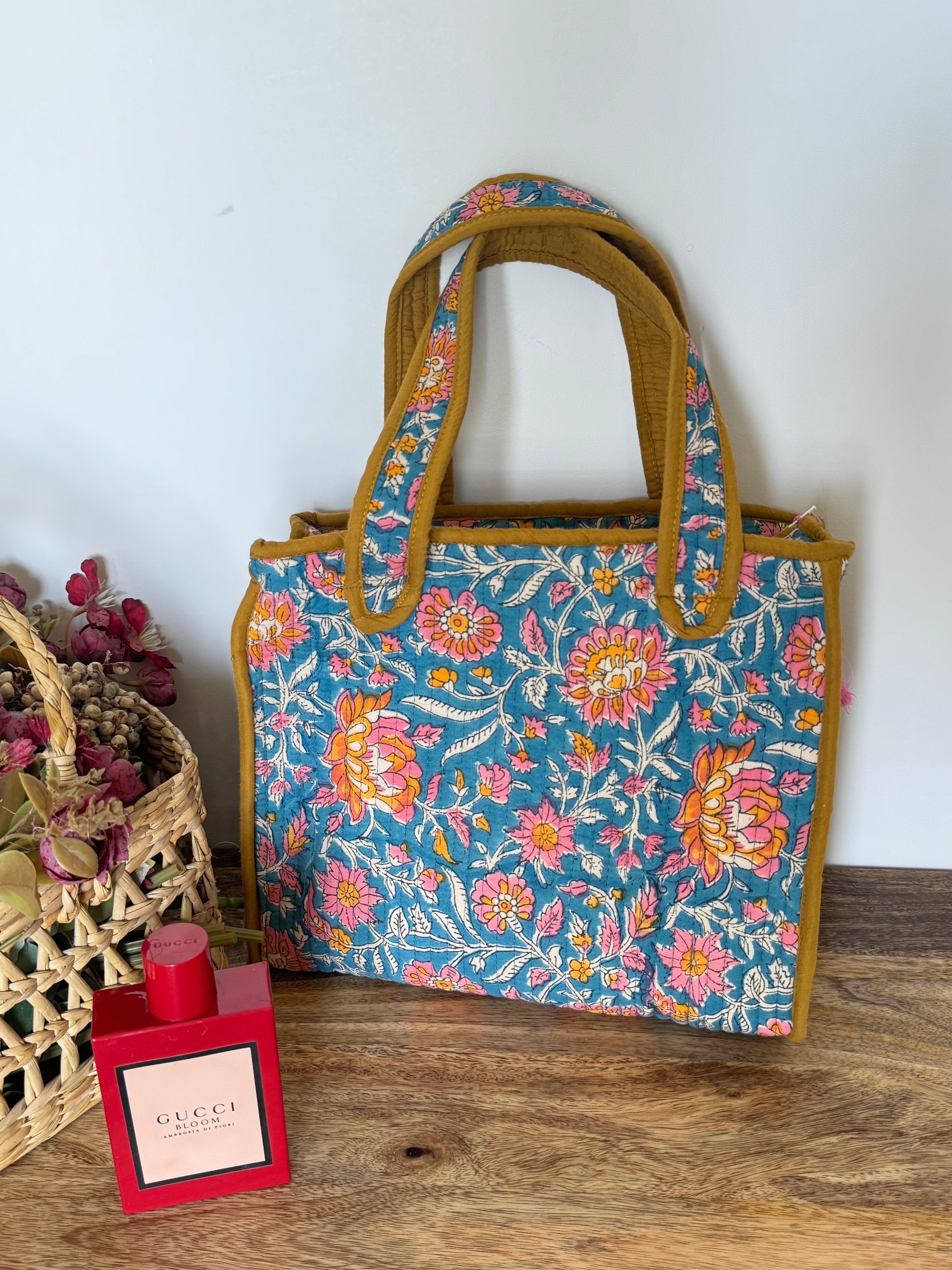 MINI TOTE BAG WITH ZIP