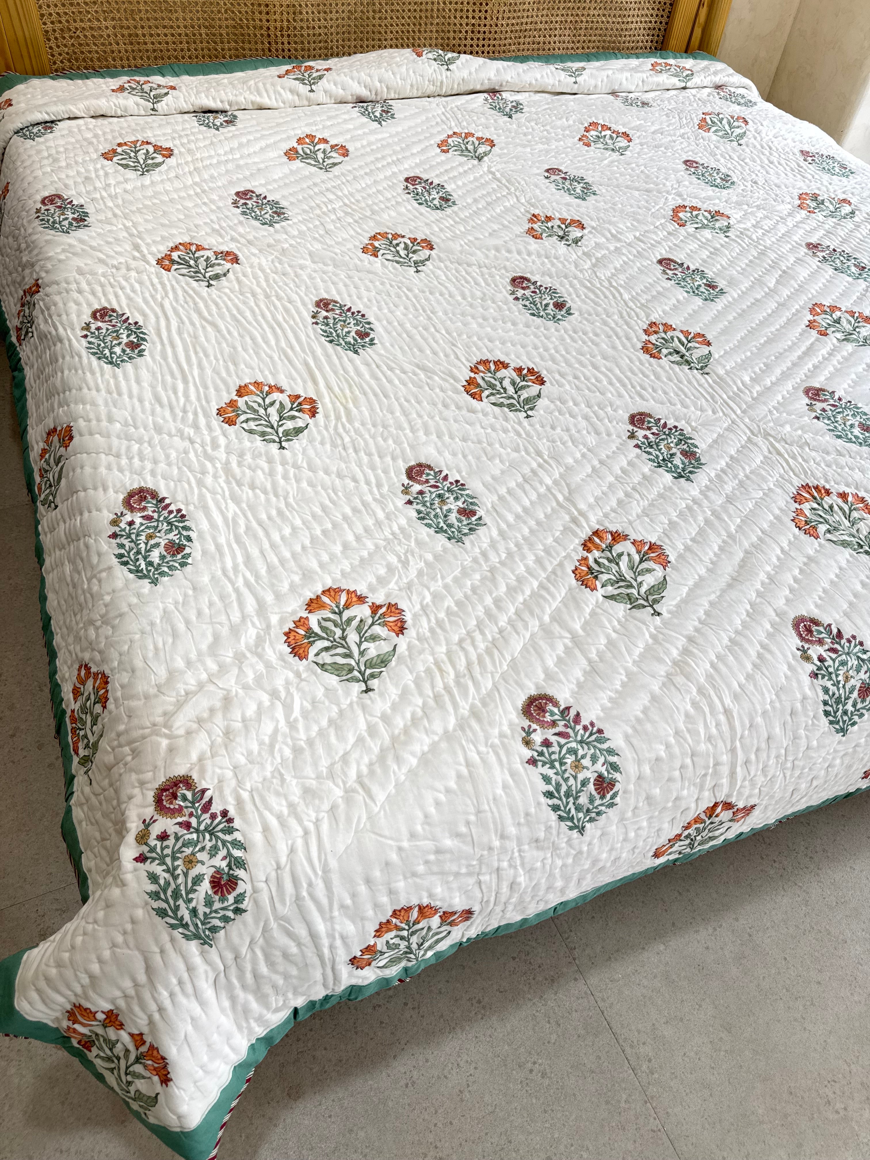 HAND BLOCK PRINTED REVERSIBLE MULMUL DOUBLE BED QUILT