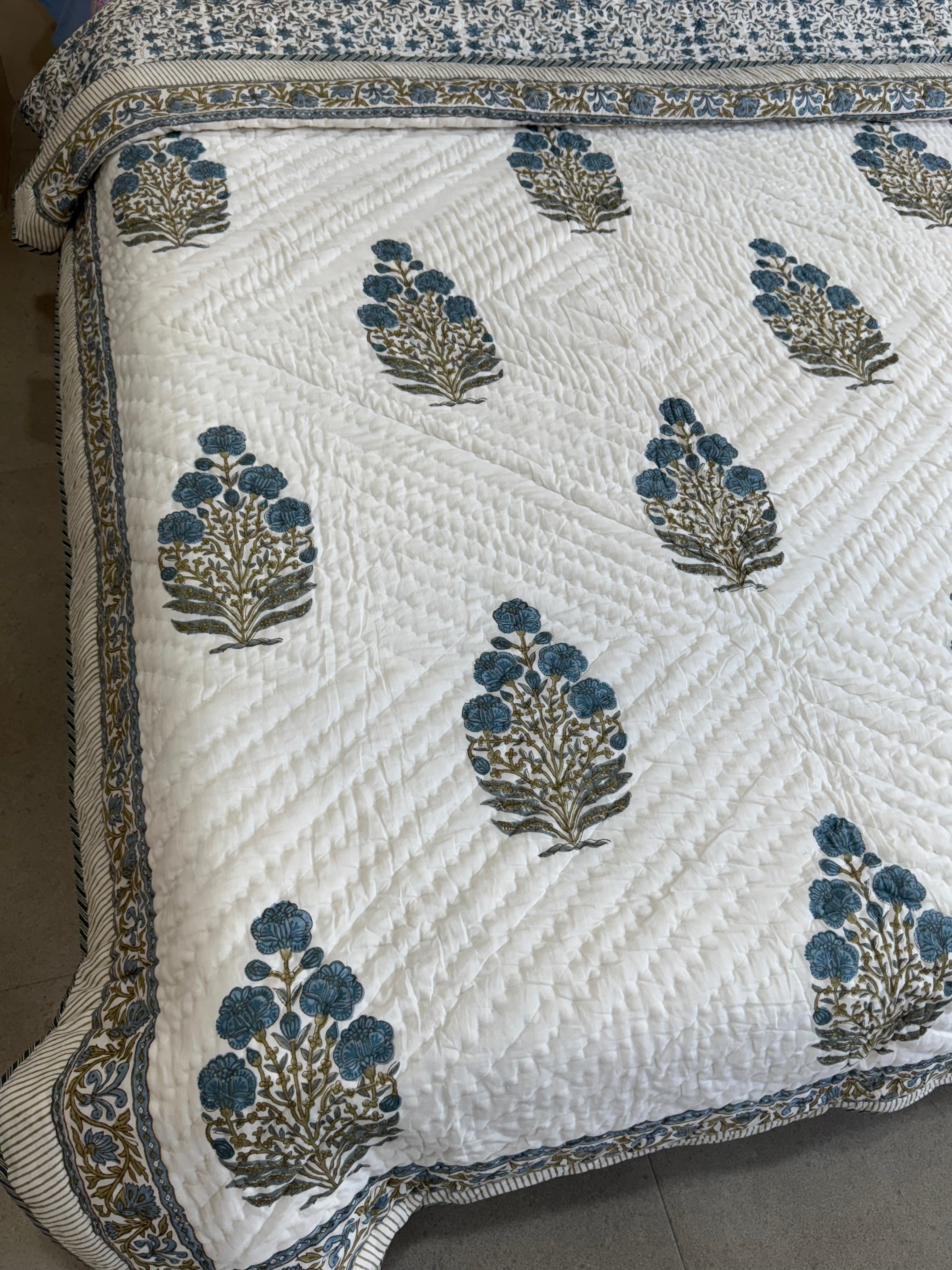 HANDBLOCK PRINTED SINGLE QUILT
