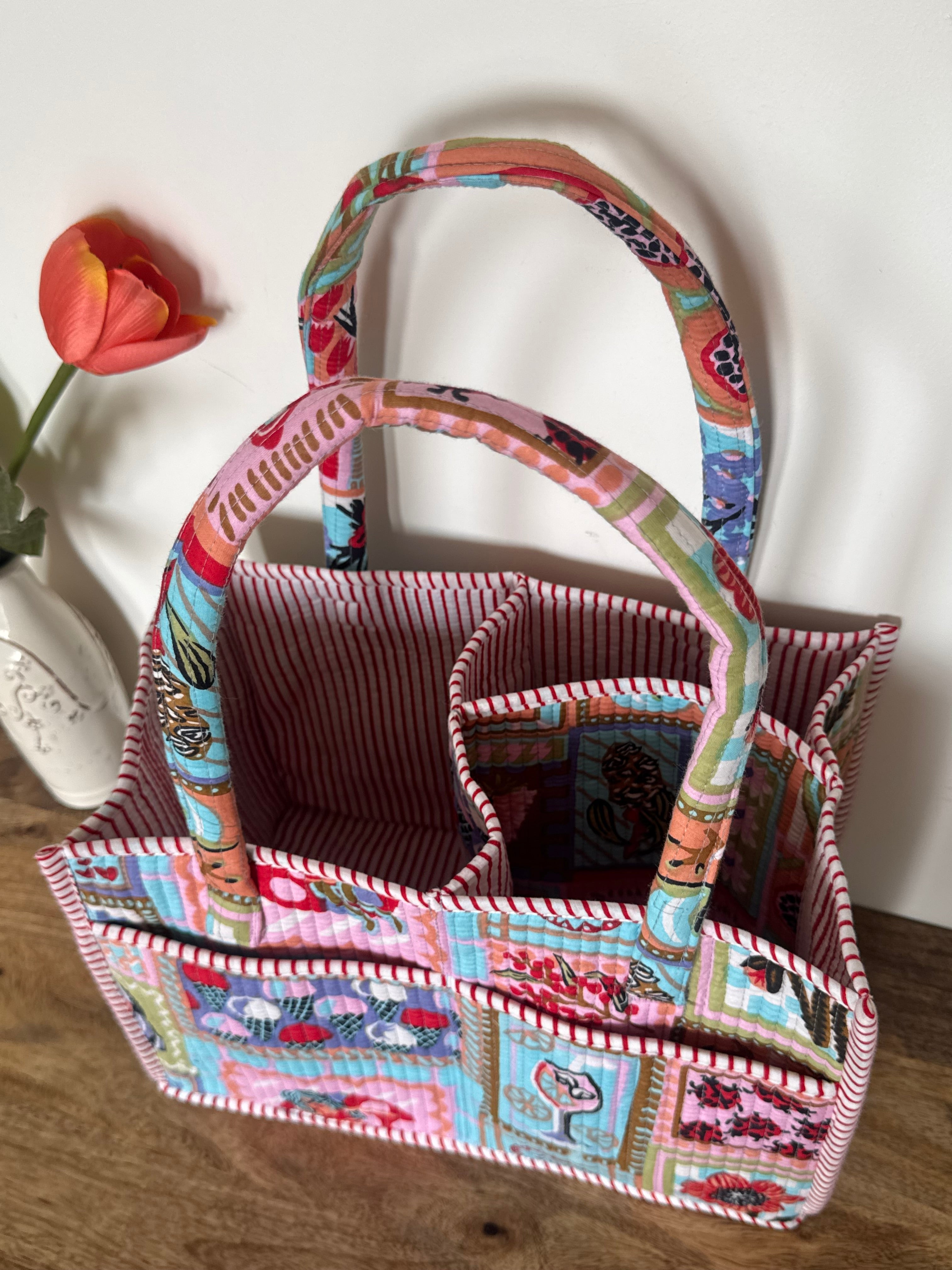 NAPPY CADDY / PICNIC BASKET