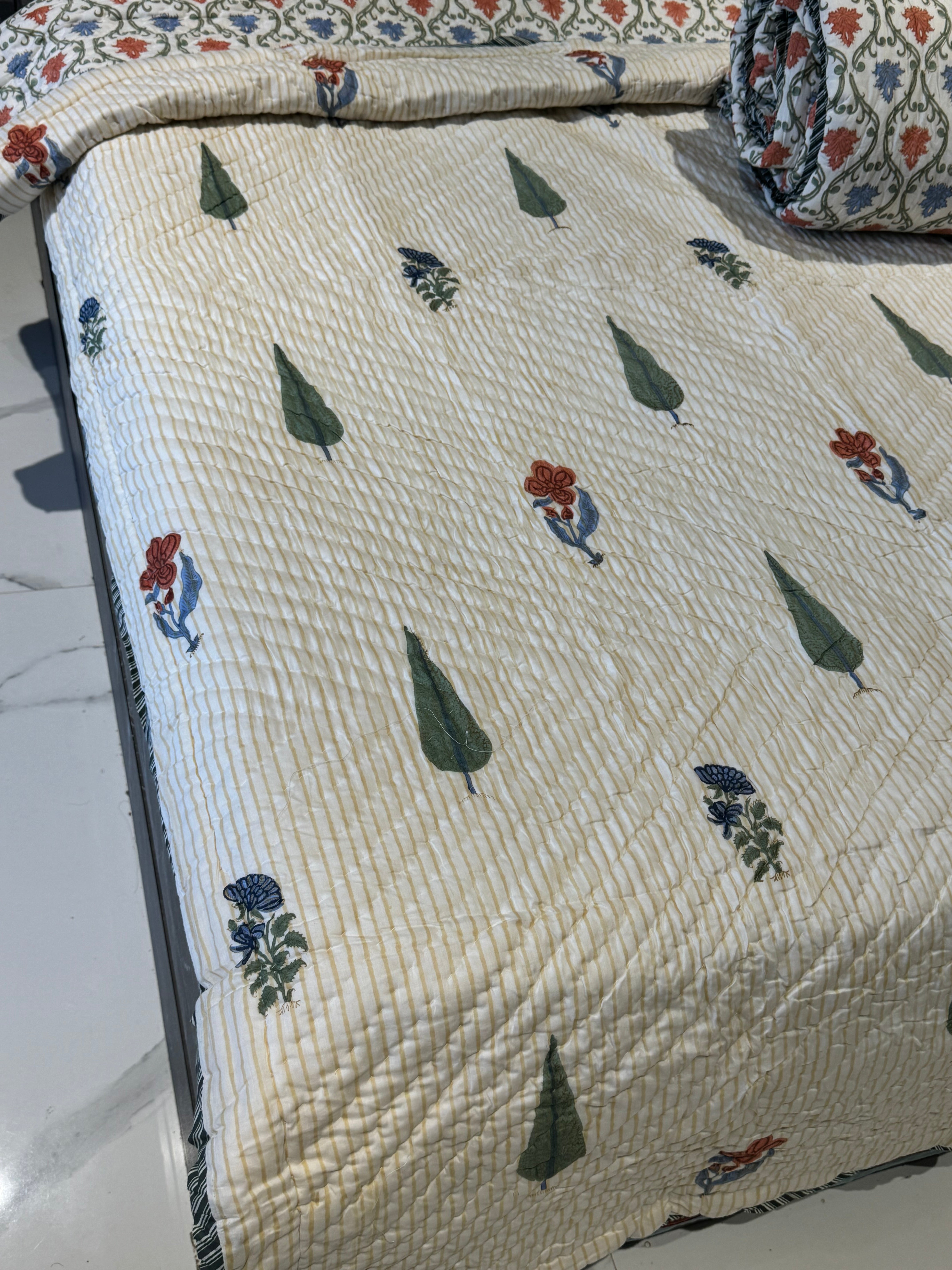 ARNIT HANDBLOCK PRINTED SINGLE QUILT