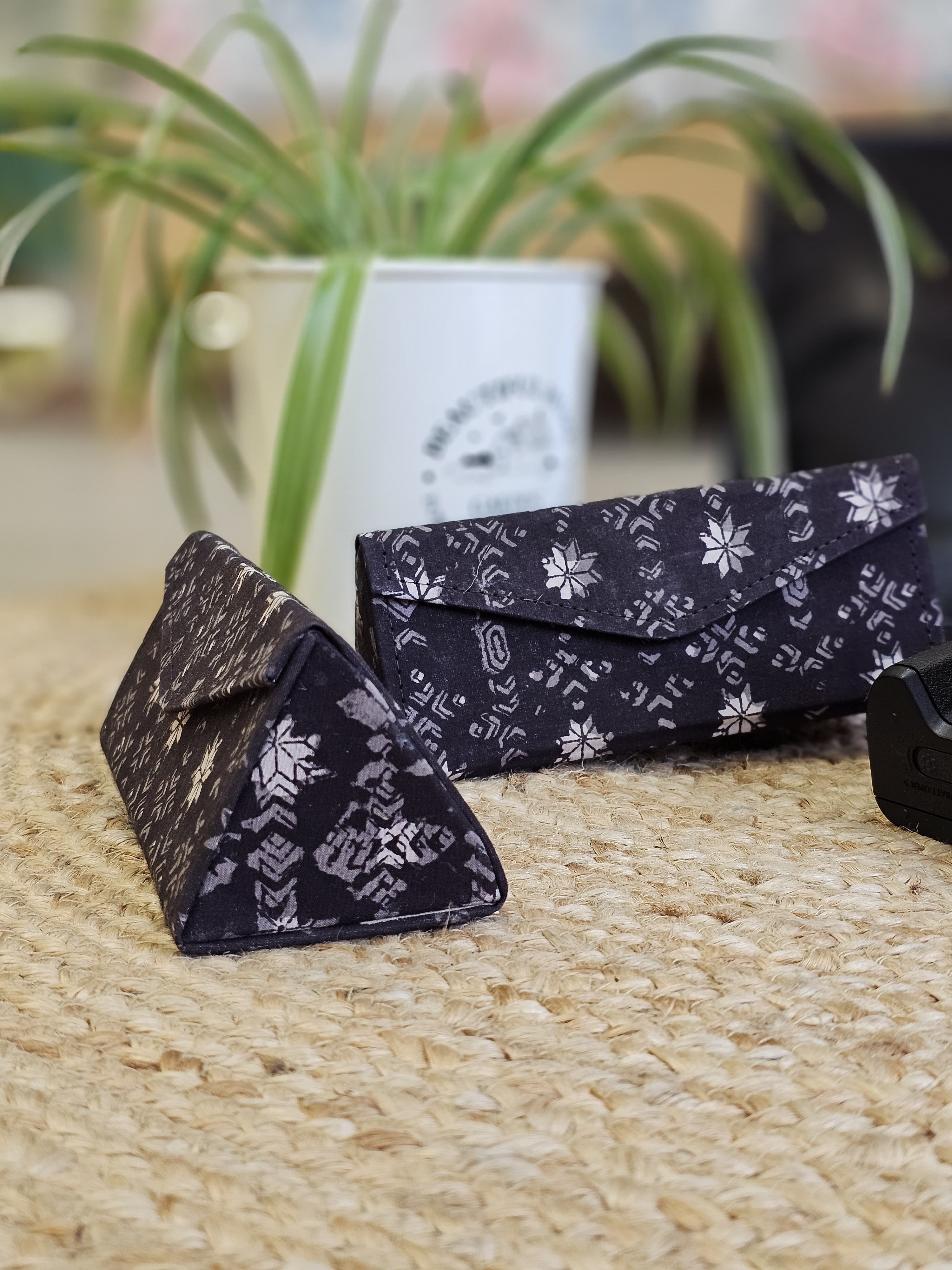 BLOCK PRINTED SUNGLASSES COVER