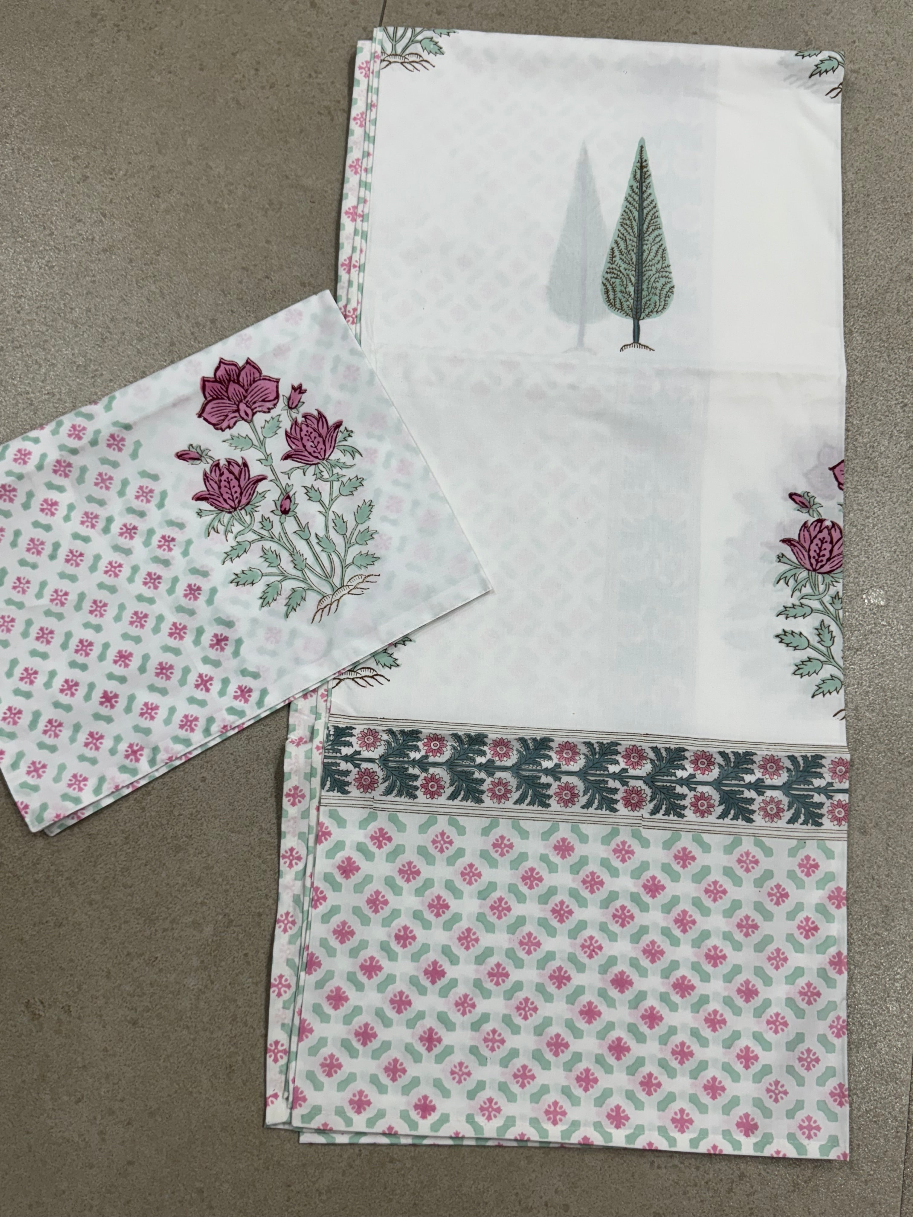 HAND BLOCK PRINTED BEDSHEET WITH ONE PILLOW COVER