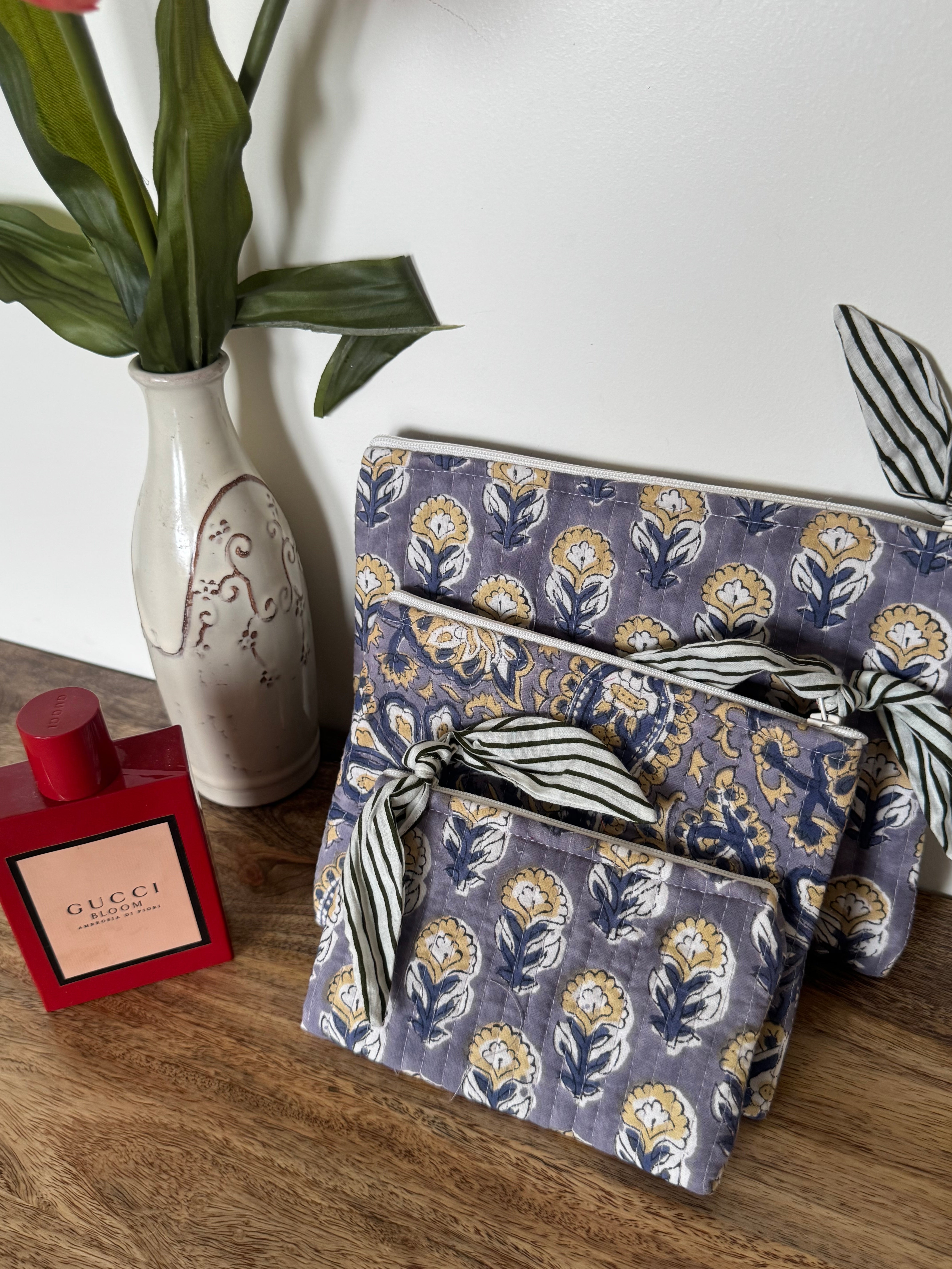 FLAT POUCH - SET OF THREE