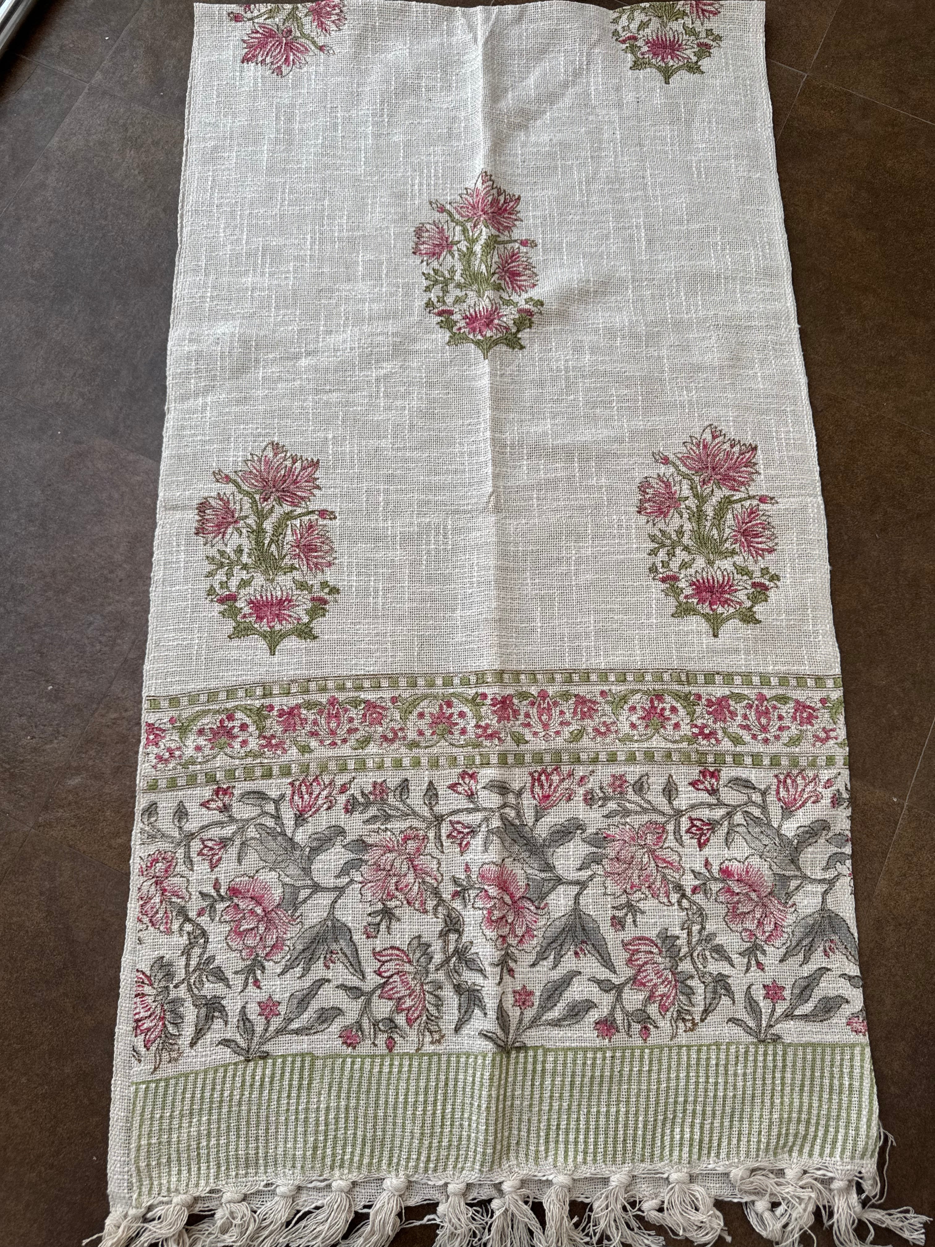 HAND BLOCK PRINTED TABLE RUNNER