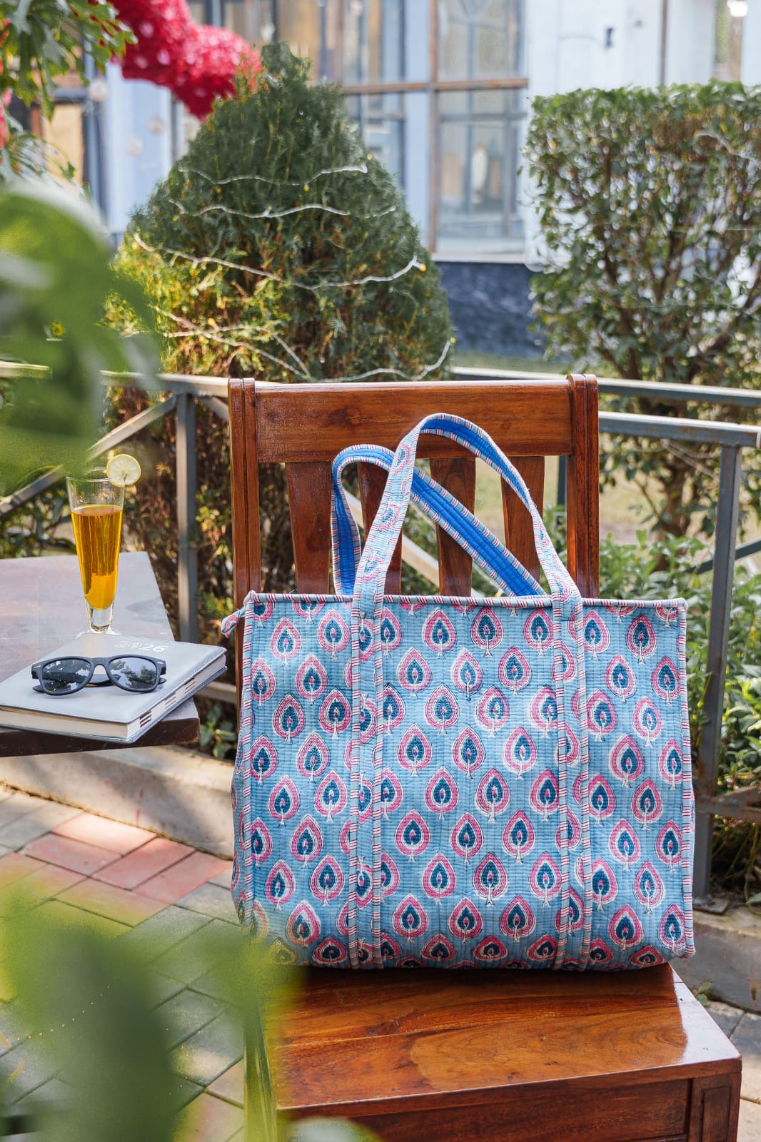 HAND BLOCK PRINTED TOTE BAG WITH ZIP