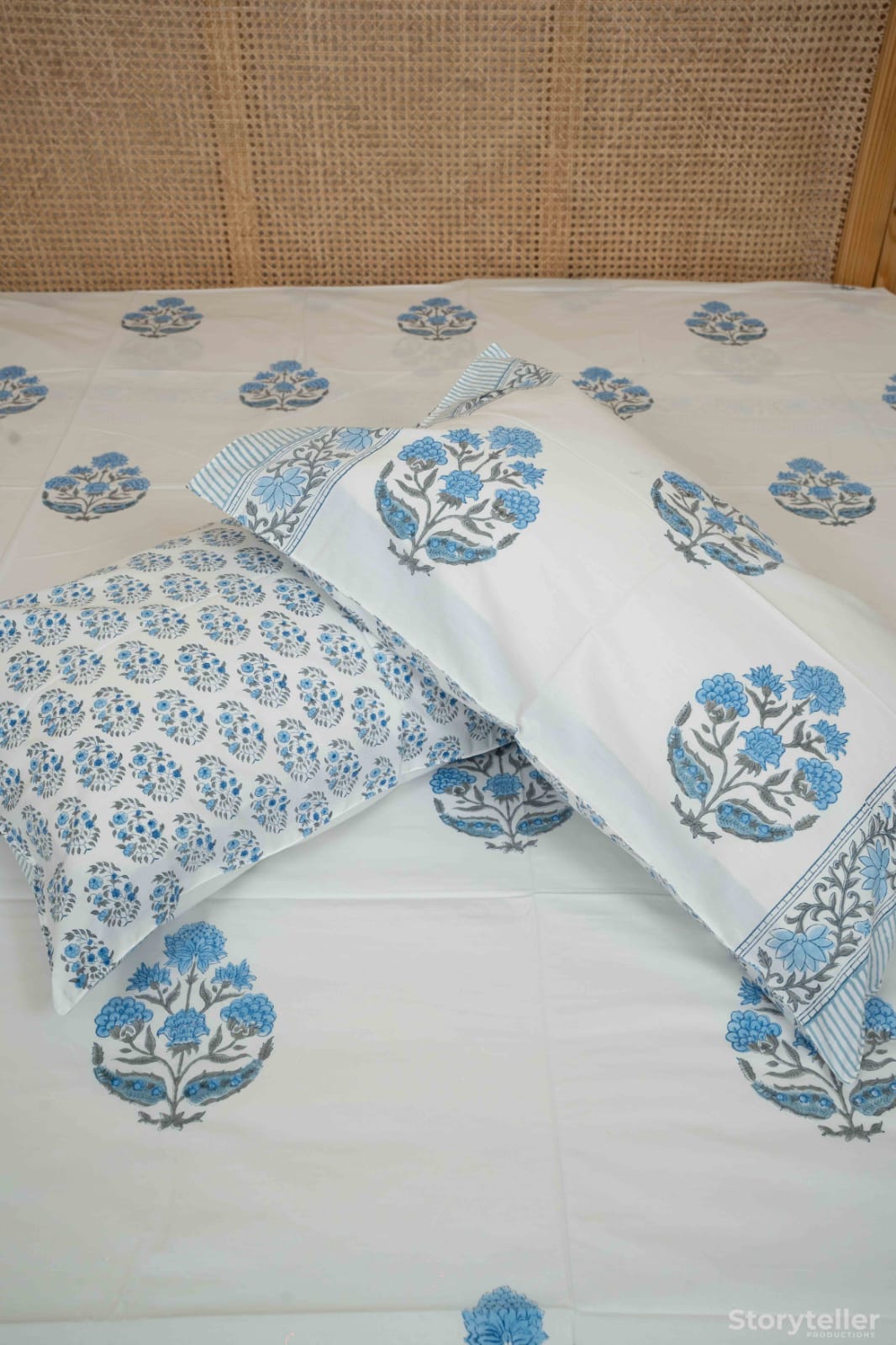 NEESHA HAND BLOCK PRINTED BEDSHEET WITH TWO REVERSIBLE PILLOW COVERS
