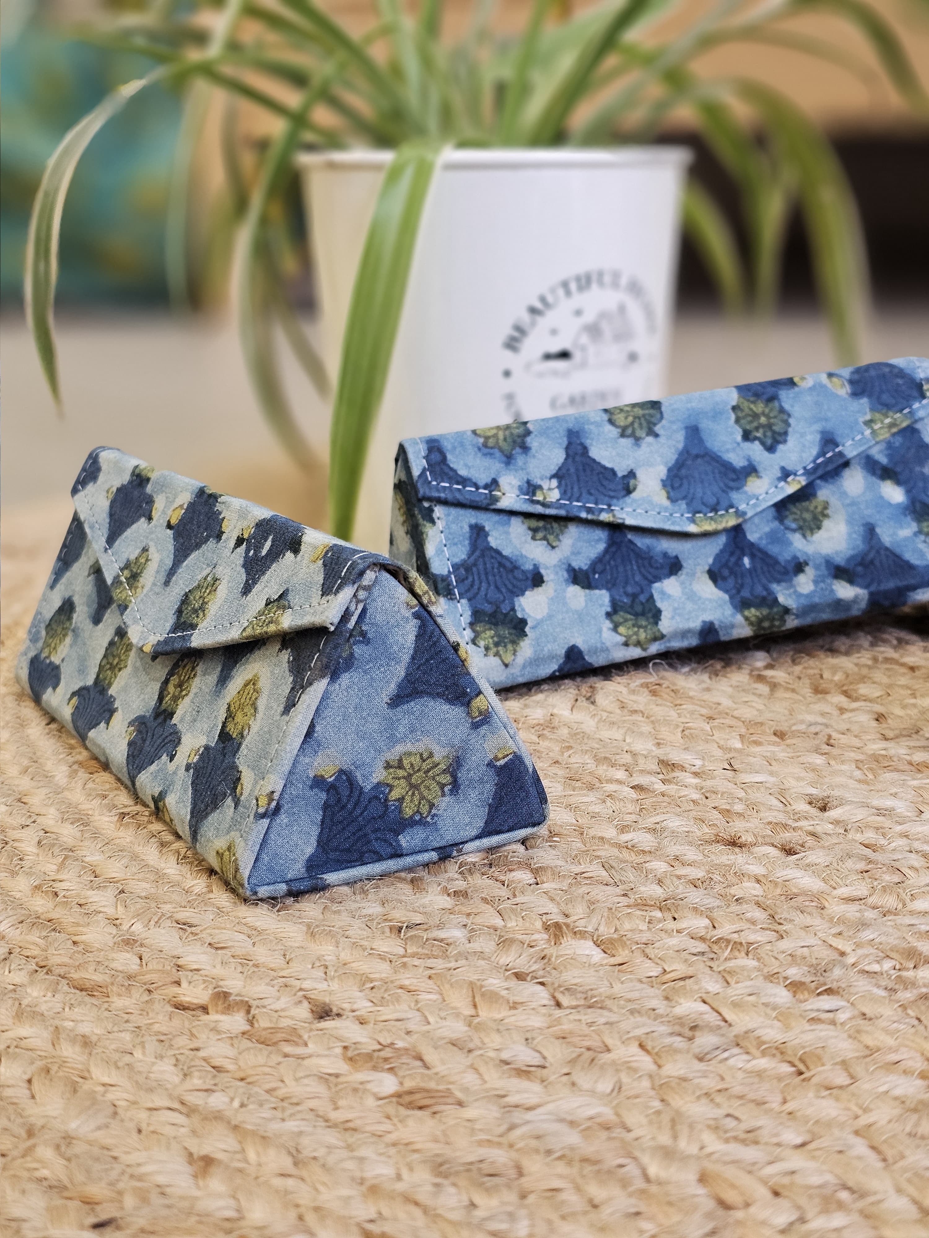 BLOCK PRINTED SUNGLASSES COVER