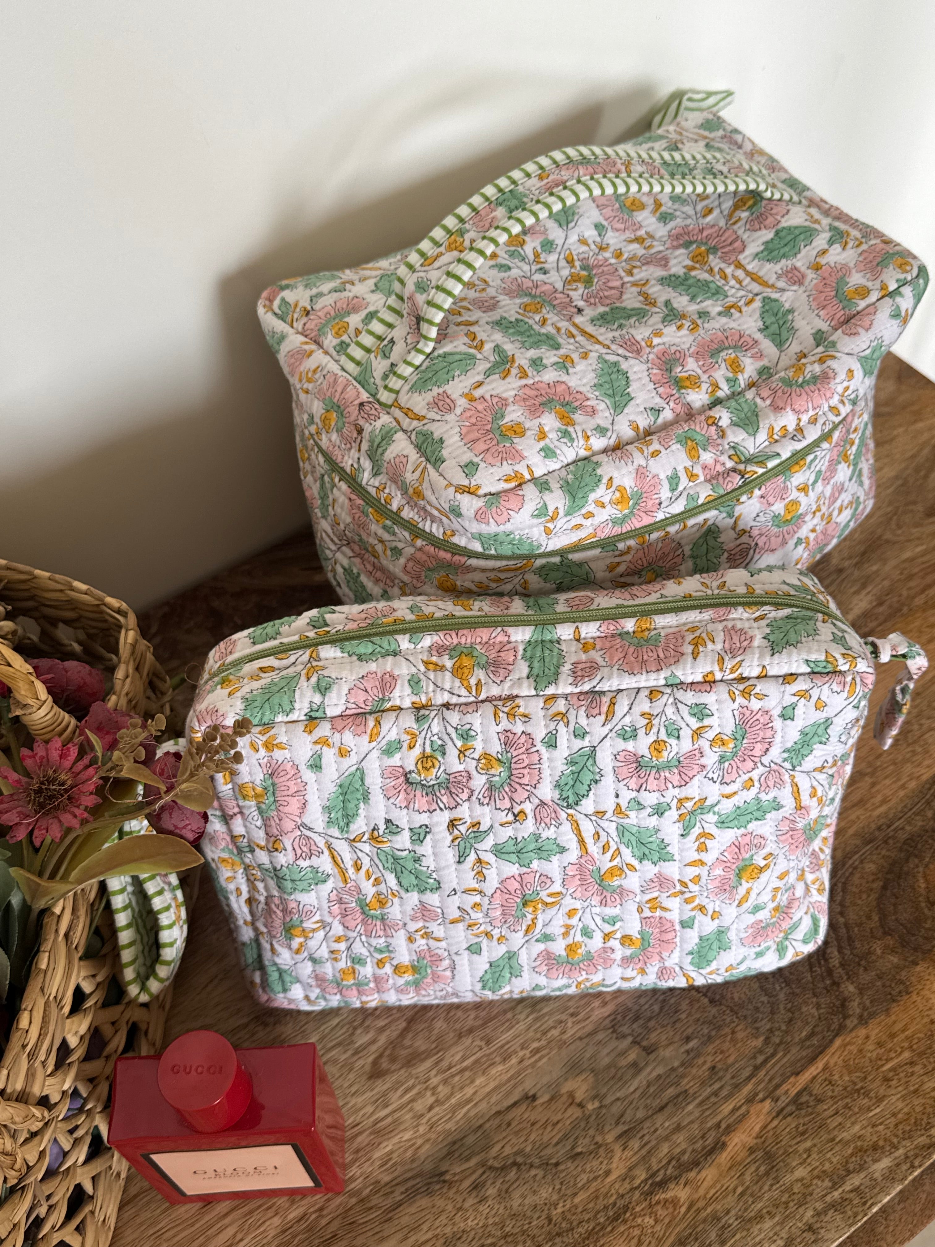 VANITY BAG & TRAVEL POUCH COMBO SET