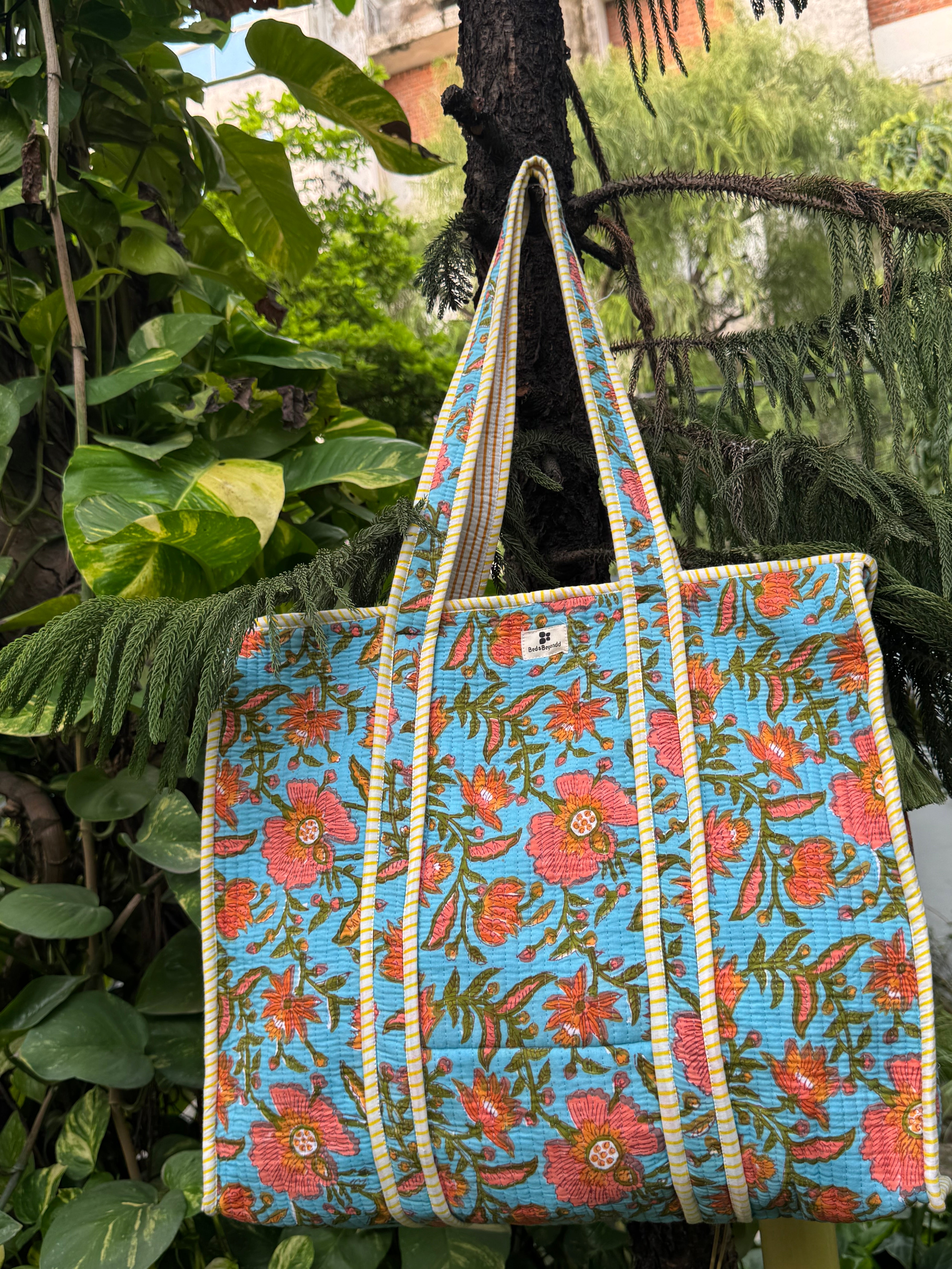 HAND BLOCK PRINTED TOTE BAG WITH ZIP