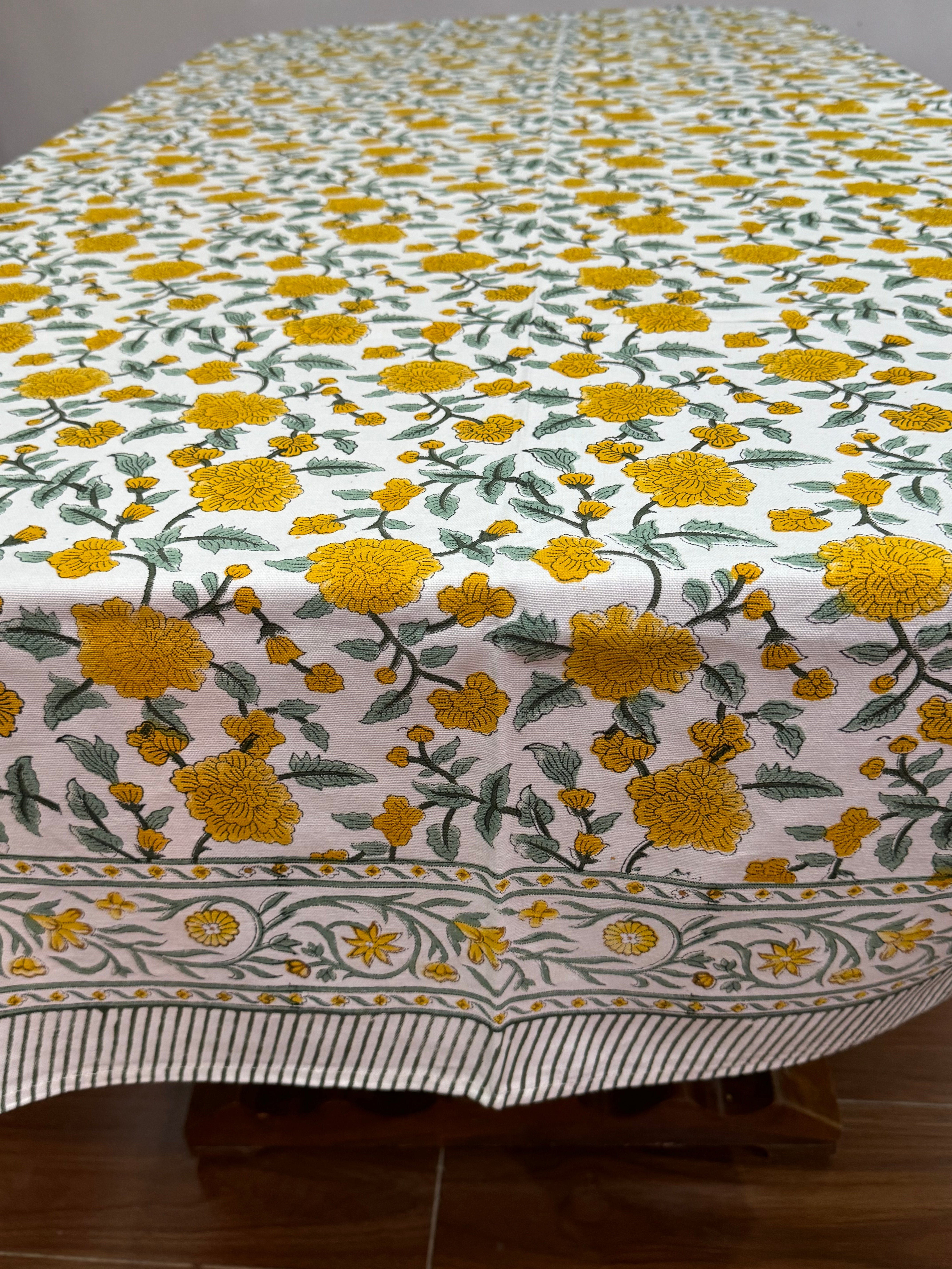 HANDBLOCK PRINTED SEATER TABLECLOTH