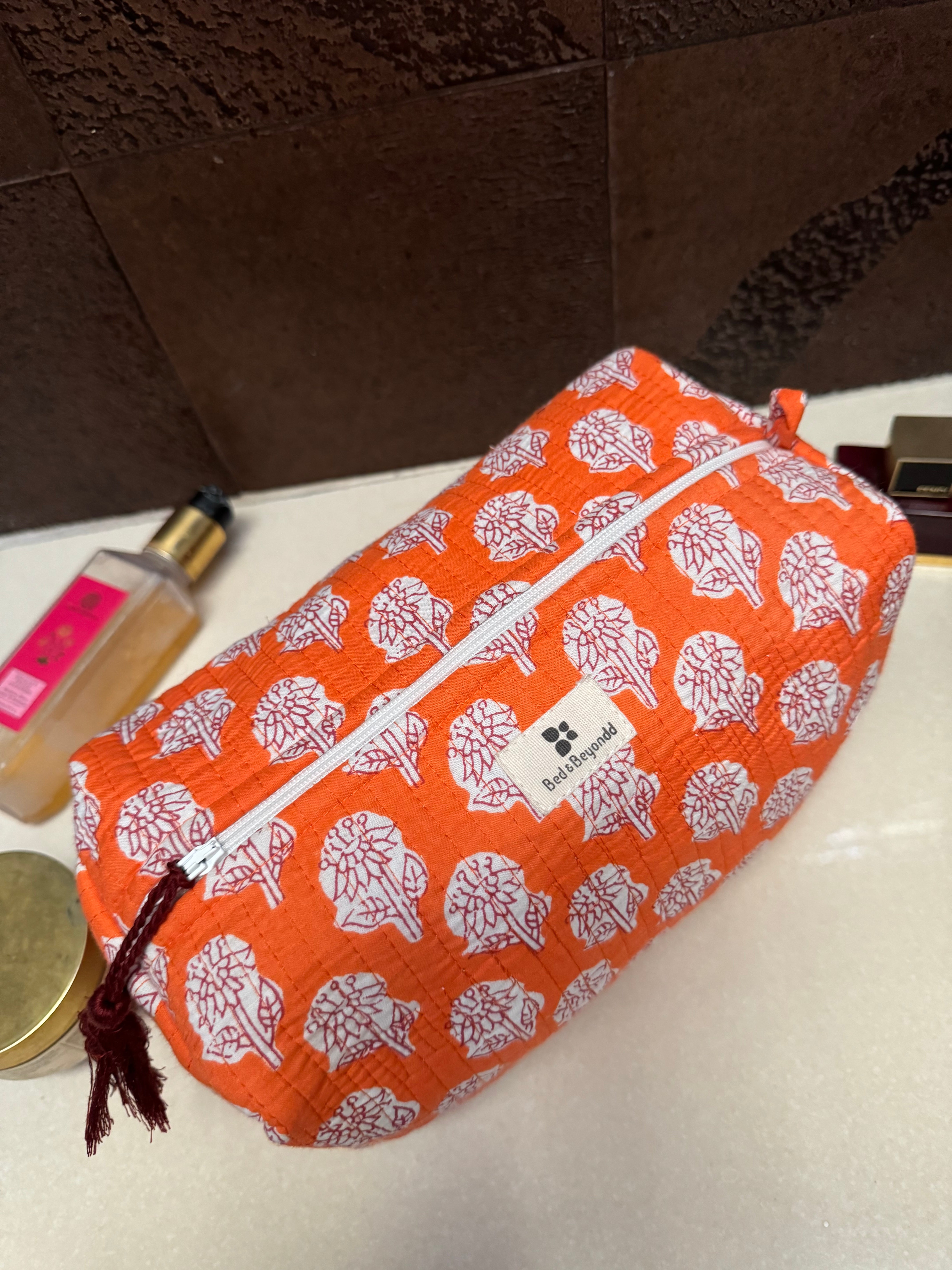 MULTI PURPOSE TOILETRY BAGS