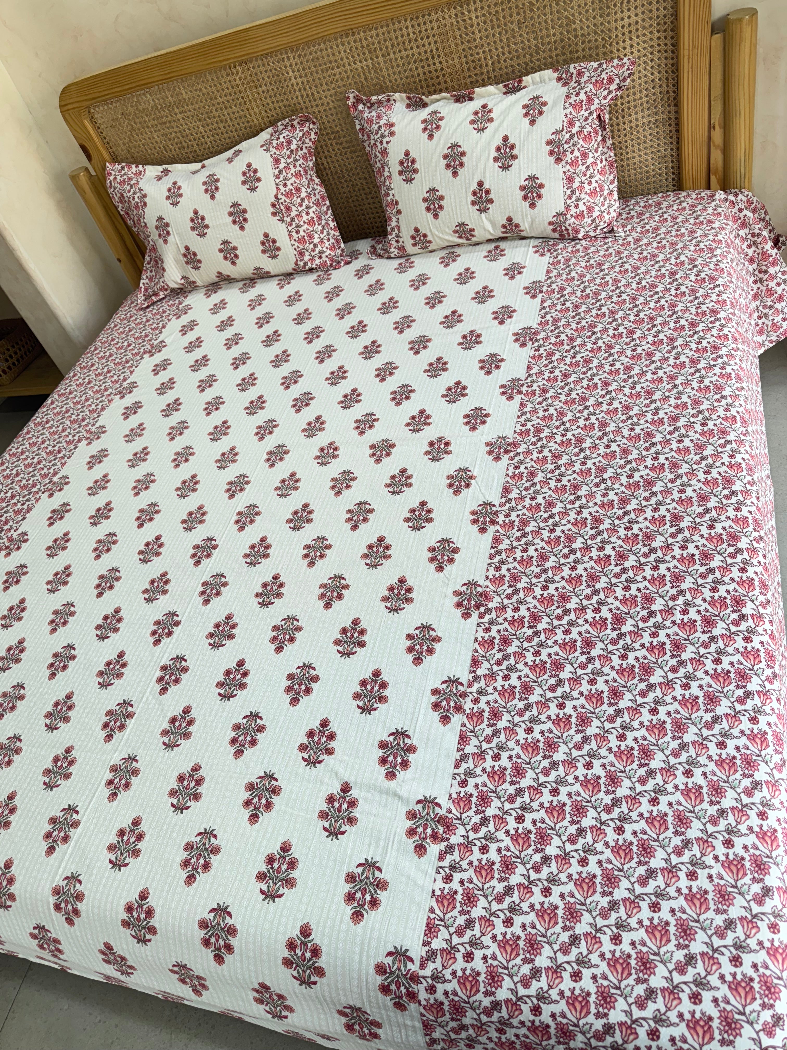 KANAK BEDSHEET WITH TWO PILLOW CASES