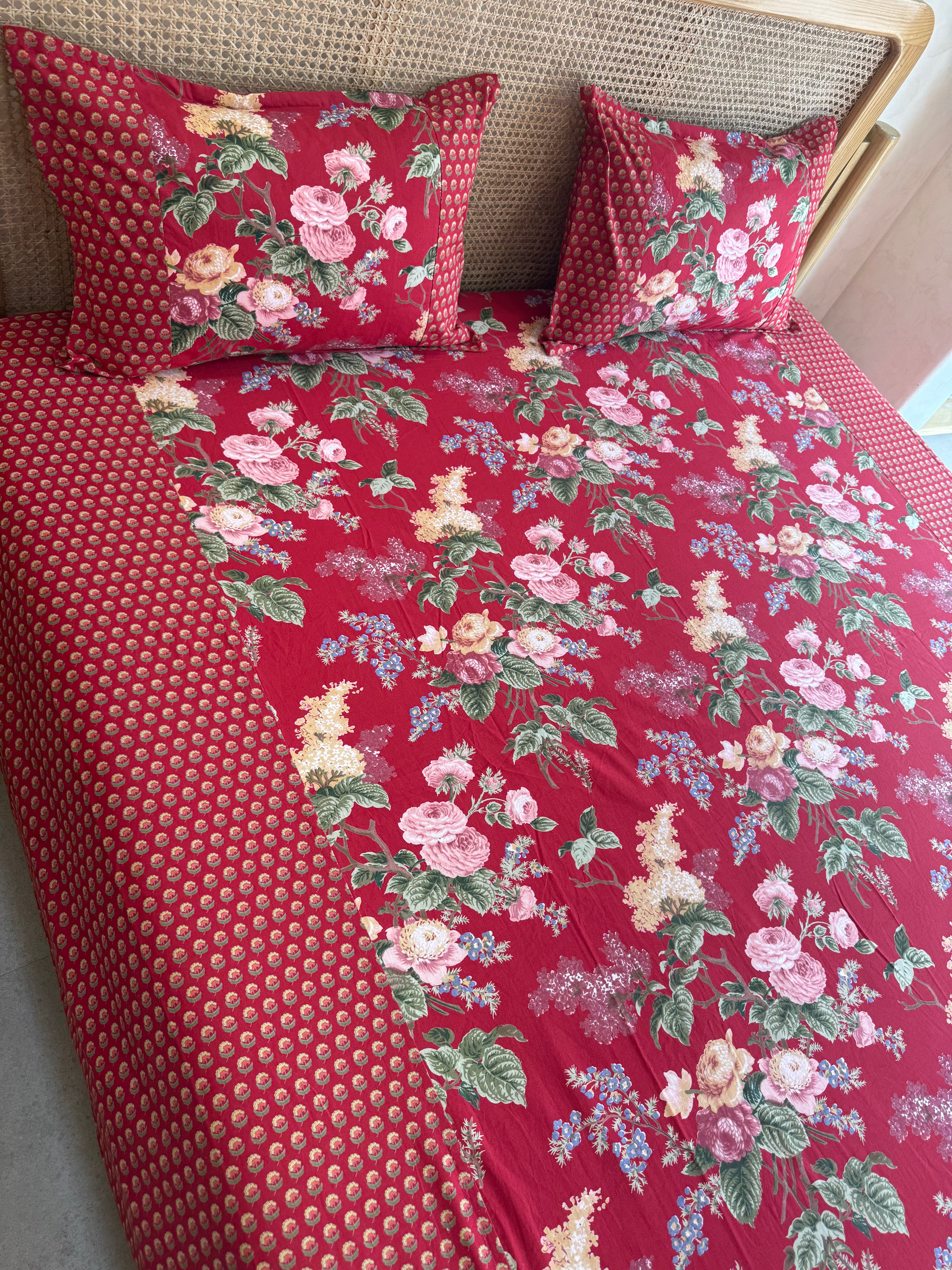 KANAK BEDSHEET WITH TWO PILLOW CASES