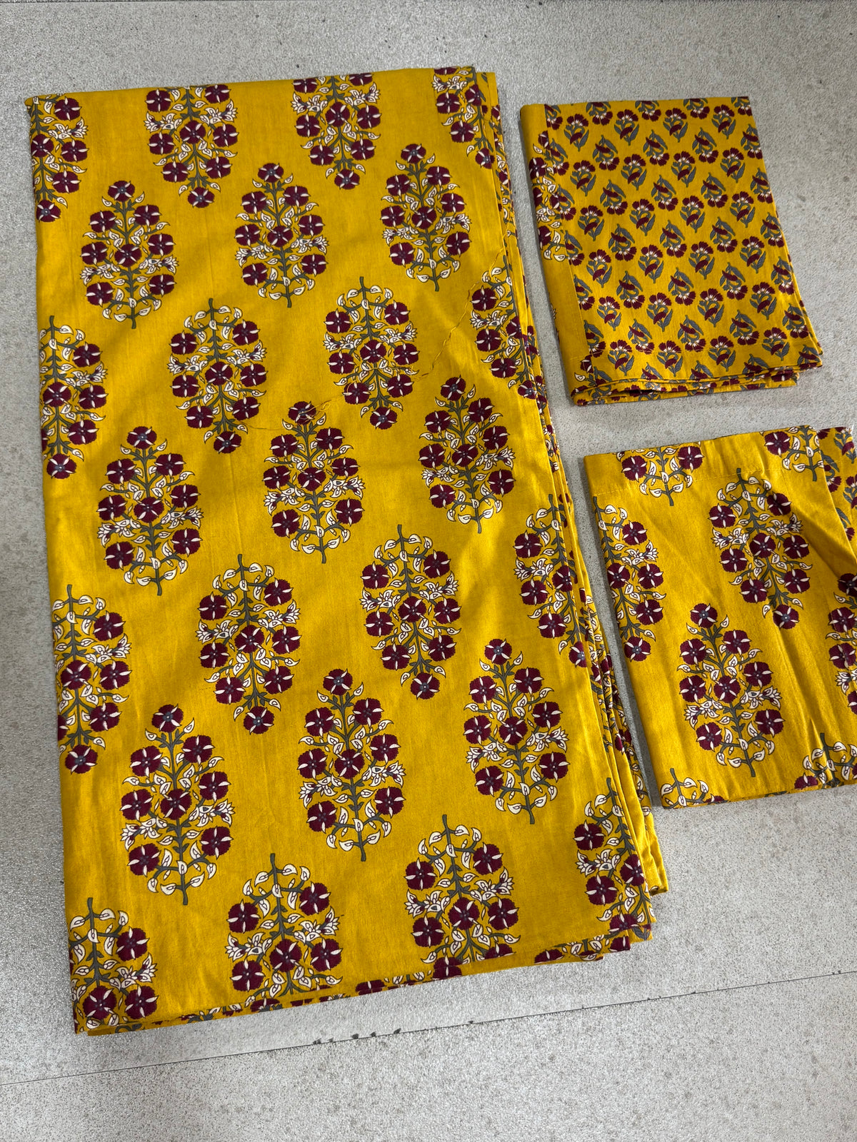 KANAK BEDSHEET WITH TWO PILLOW CASES - 108 by 108 inches