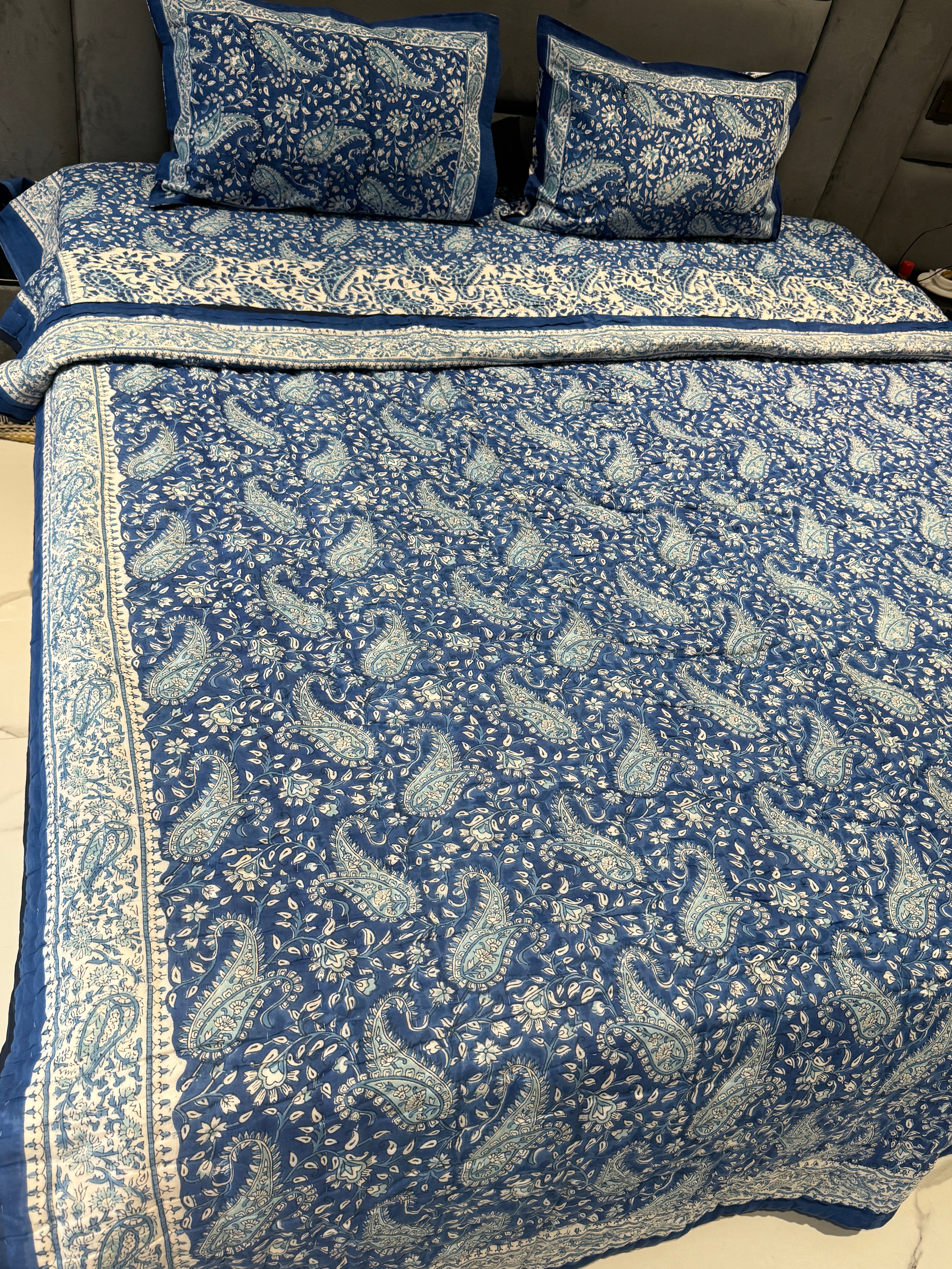 FESTIVE HAND BLOCK PRINTED BEDDING SET