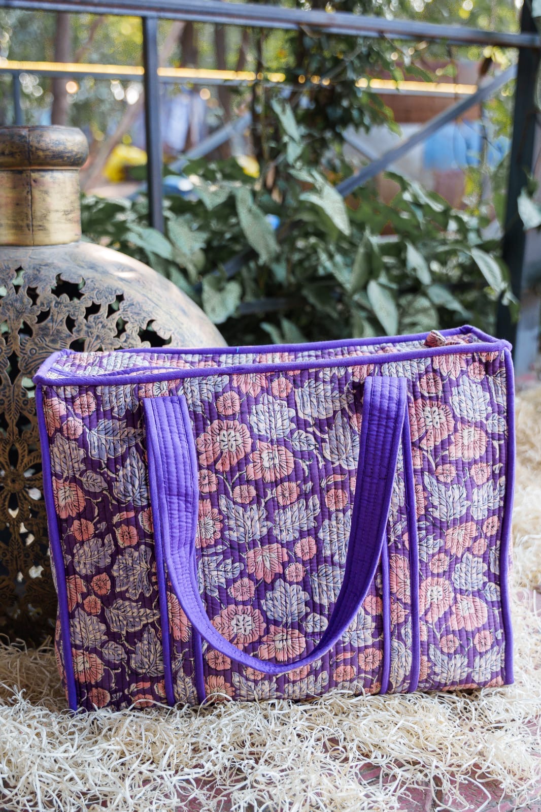 HAND BLOCK PRINTED TOTE BAG WITH ZIP