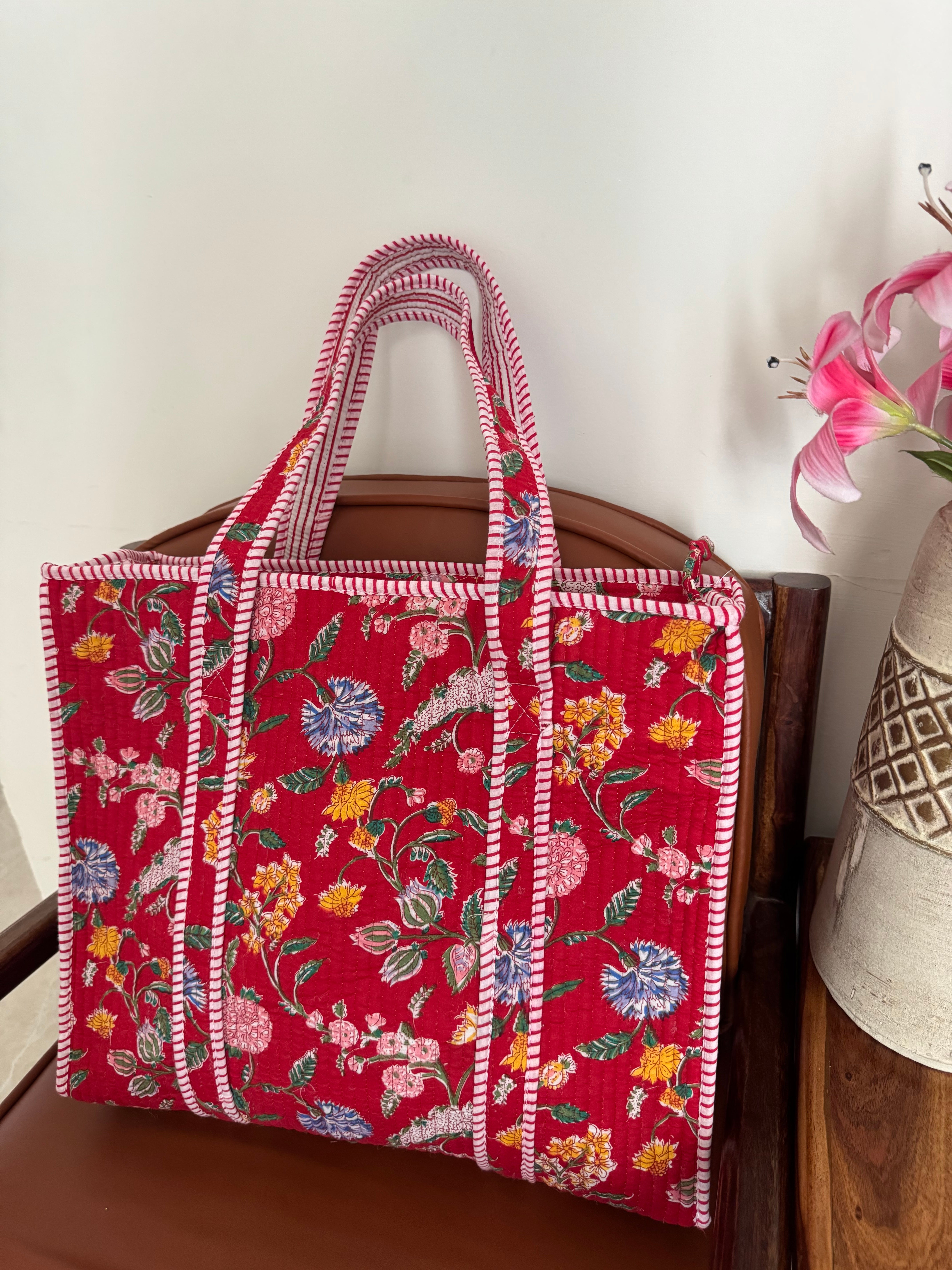 HAND BLOCK PRINTED TOTE BAG WITH ZIP