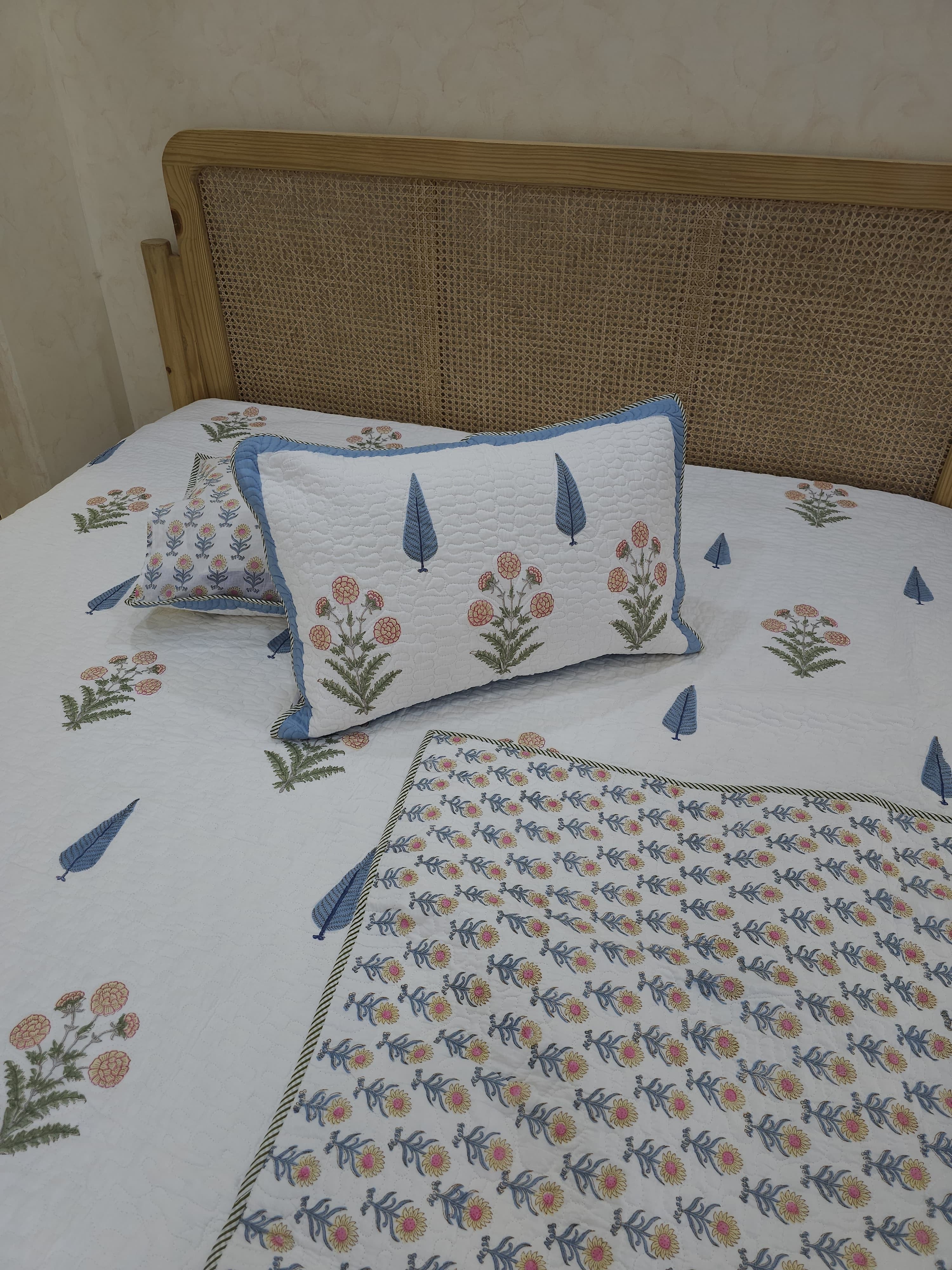 HANDBLOCK PRINTED REVERSIBLE QUILTED BEDCOVER 108*108