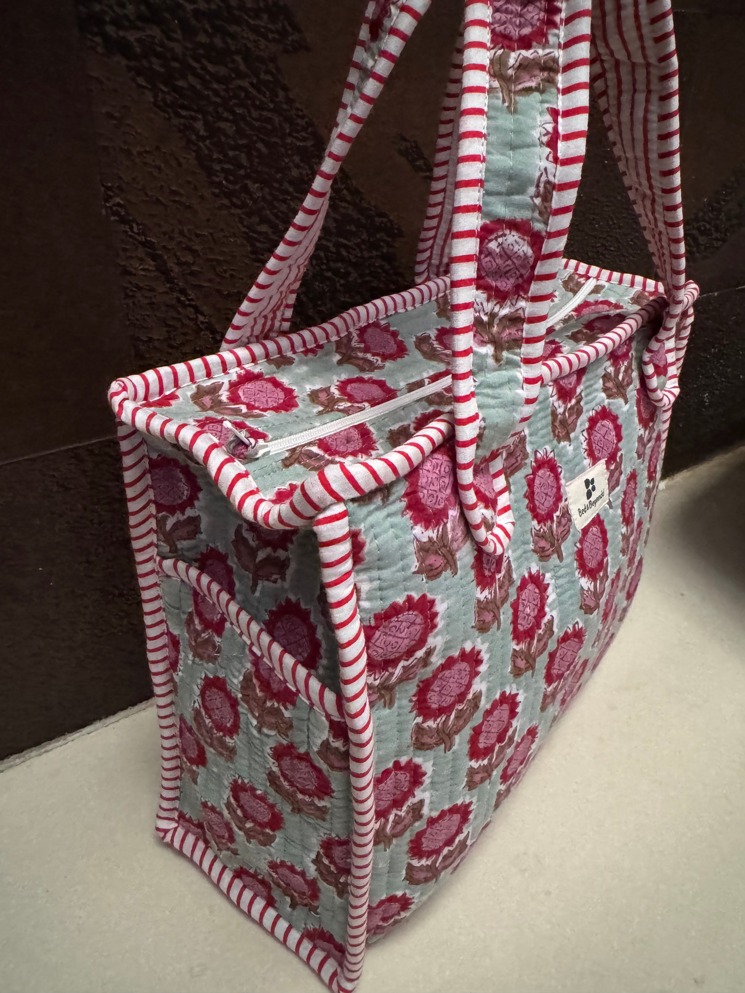 MINI TOTE BAG WITH ZIP