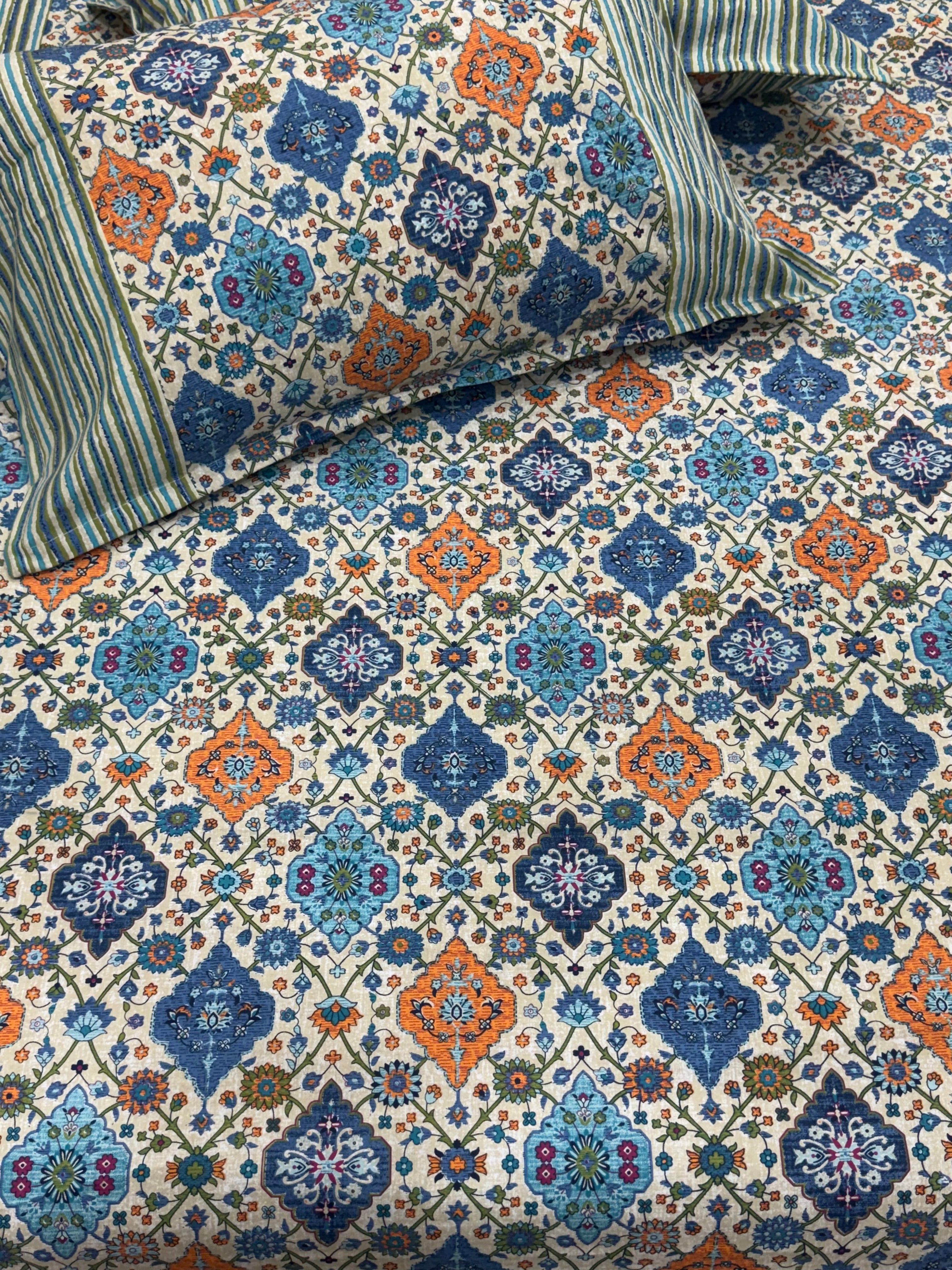 KANAK BEDSHEET WITH TWO PILLOW CASES